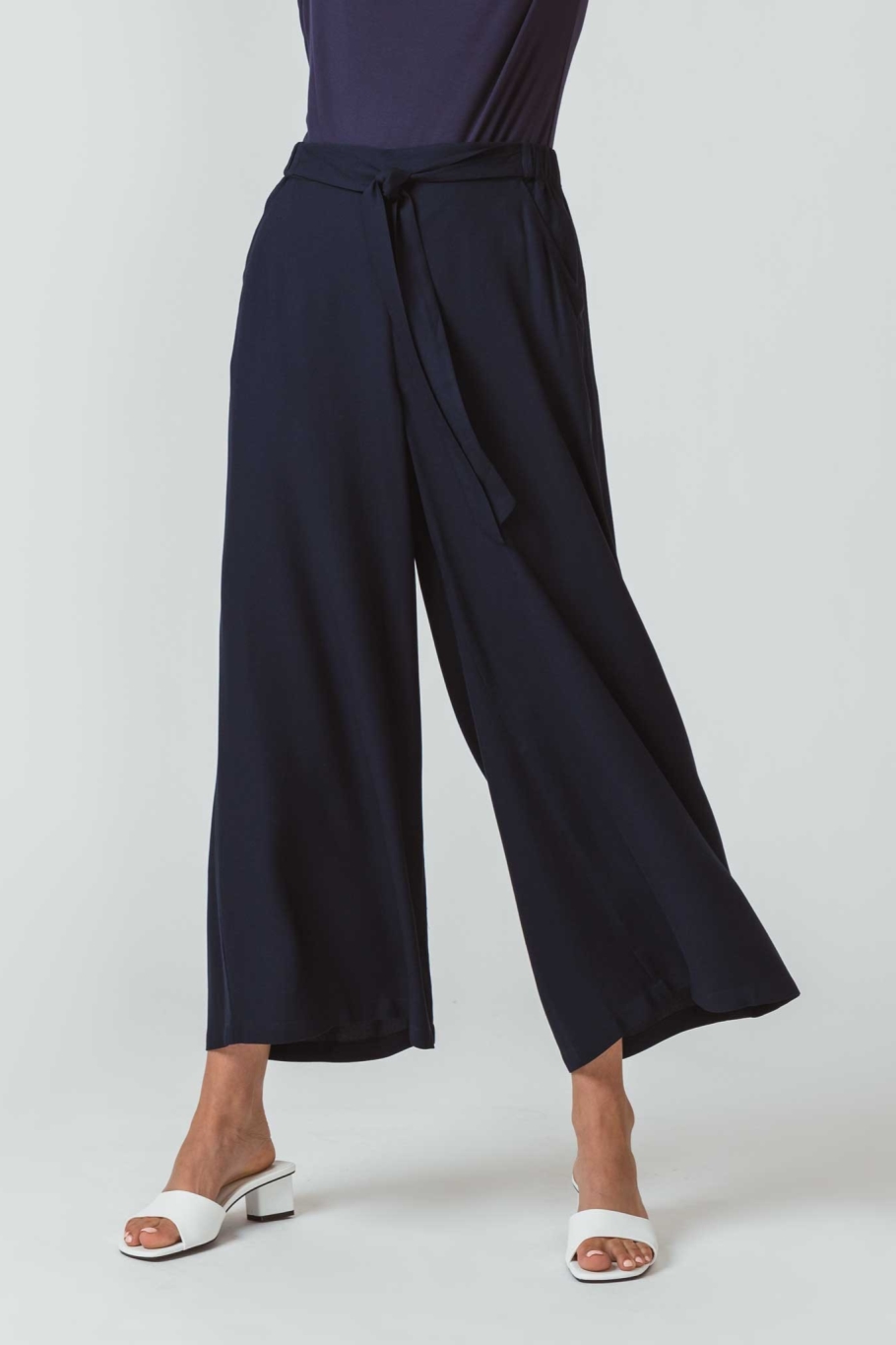 SKFK Damen vegan Hose Palazzo Dona Marineblau