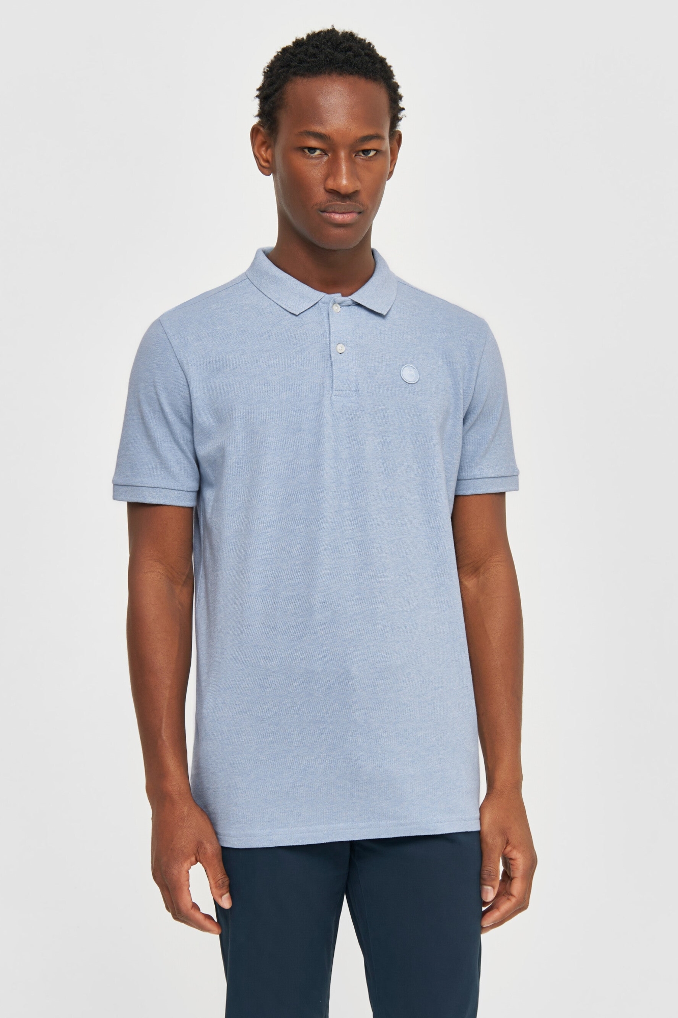 KnowledgeCotton Apparel Herren vegan Polohemd Basic Abzeichen Sky Way Melange