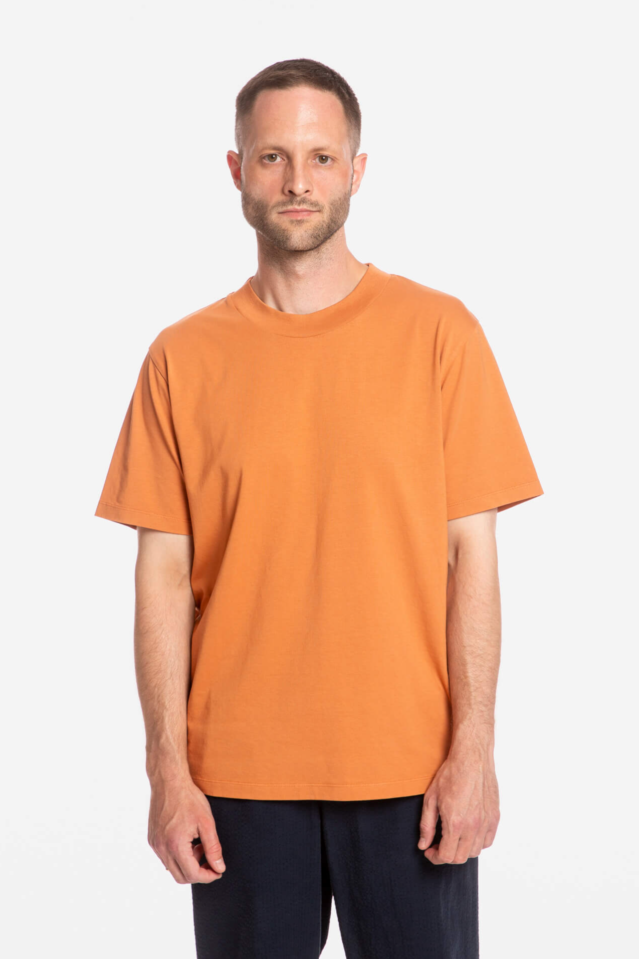 Image of MATONA mannen vegan T-Shirt De Hele Dag Rode Aarde