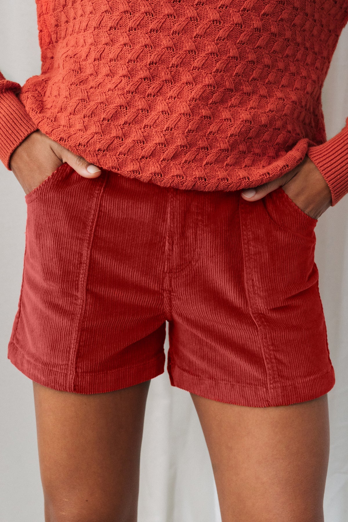 TWOTHIRDS Damen vegan Shorts Cockatoo Orange