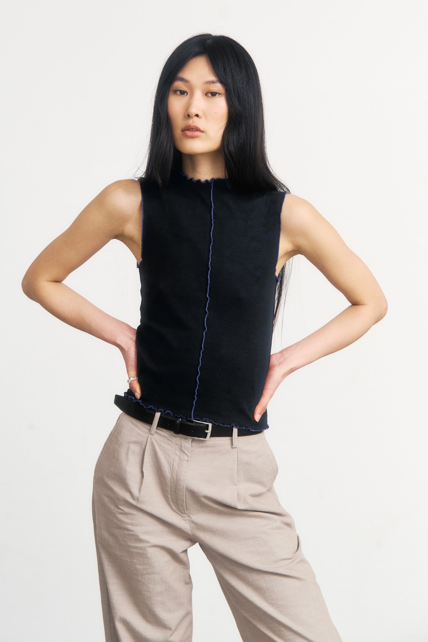 Rotholz womens vegan Top Pin Tucked True Black