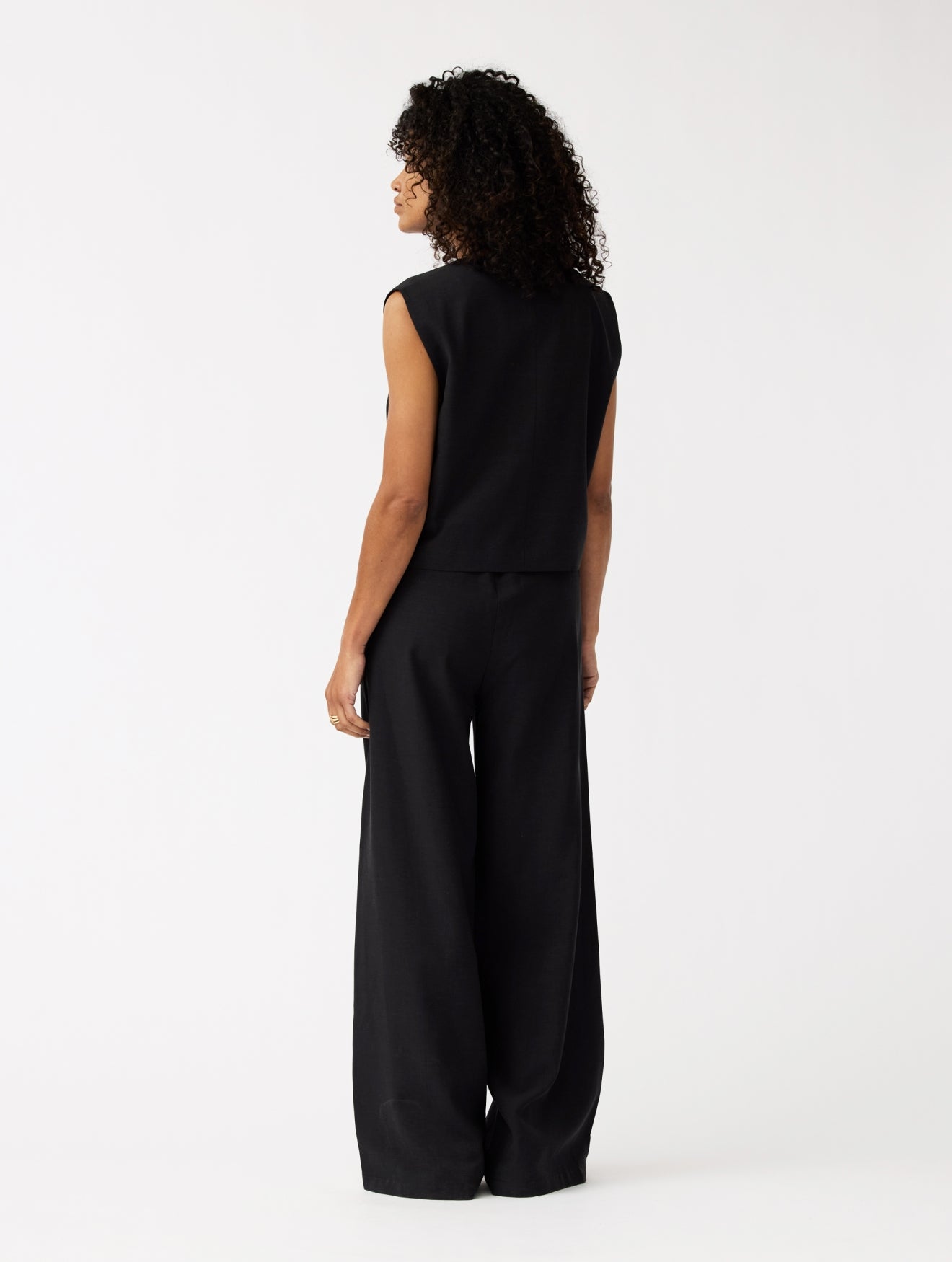 Alchemist womens vegan Vest Masey Antra