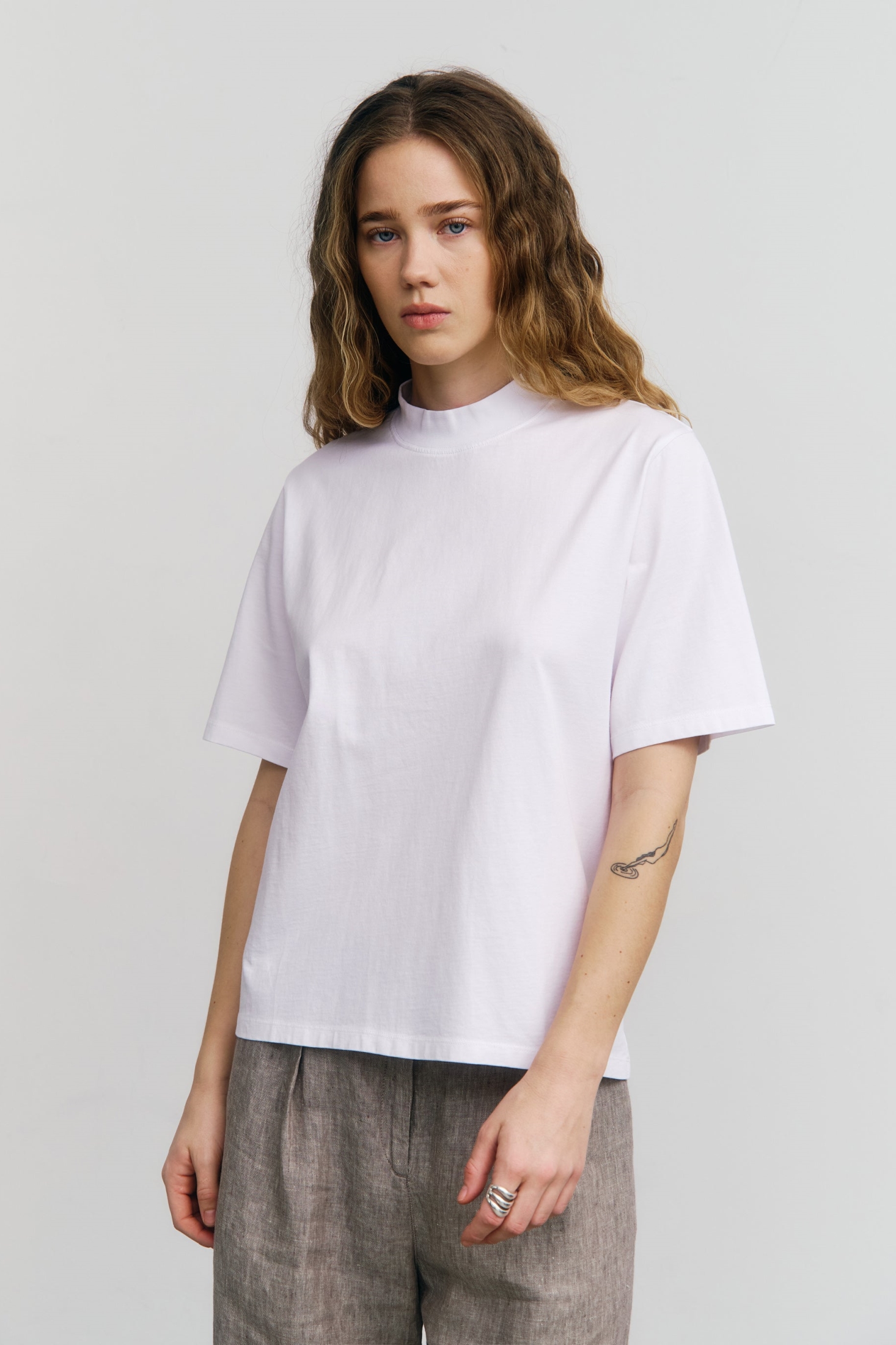 Rotholz womens vegan T-Shirt Wide Collar Classic White