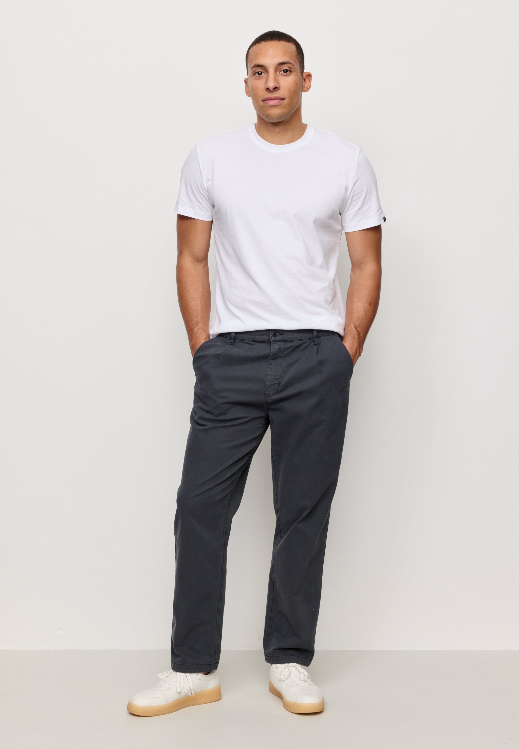 Recolution Chinos Oak Dark Grey