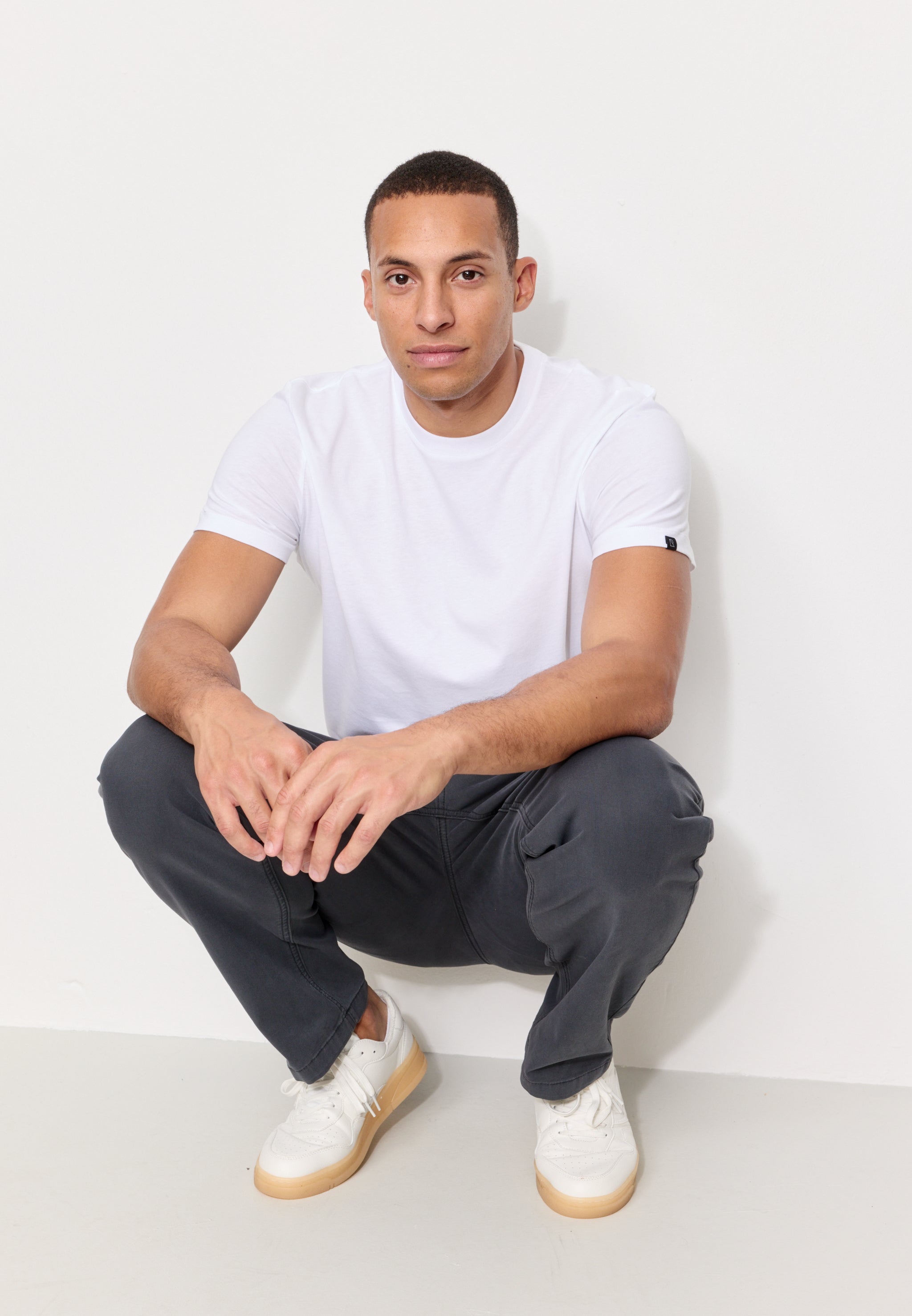 Recolution Chinos Oak Dark Grey