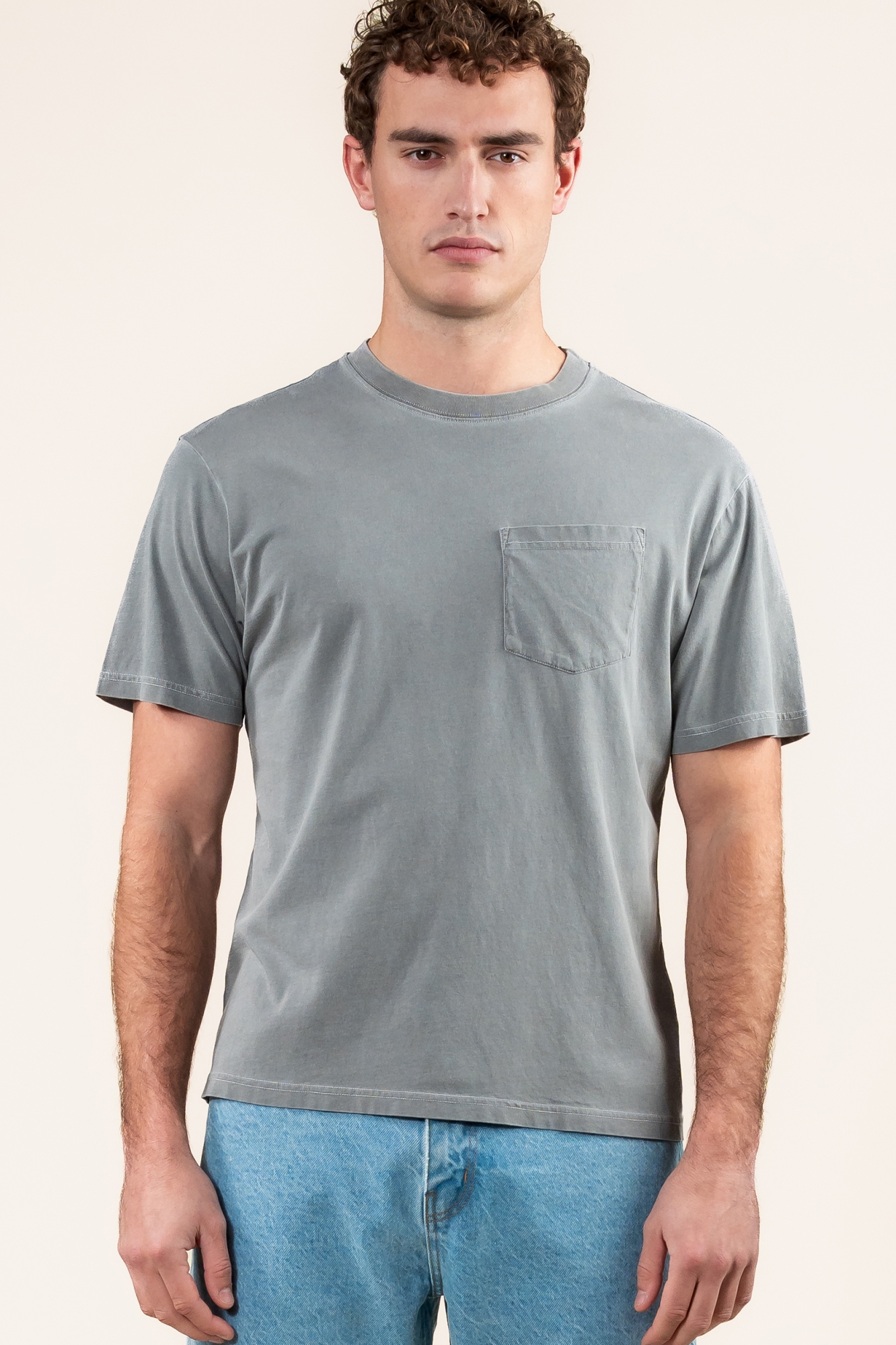 Image of Kuyichi mannen vegan Ralph T-Shirt In Asgrijs