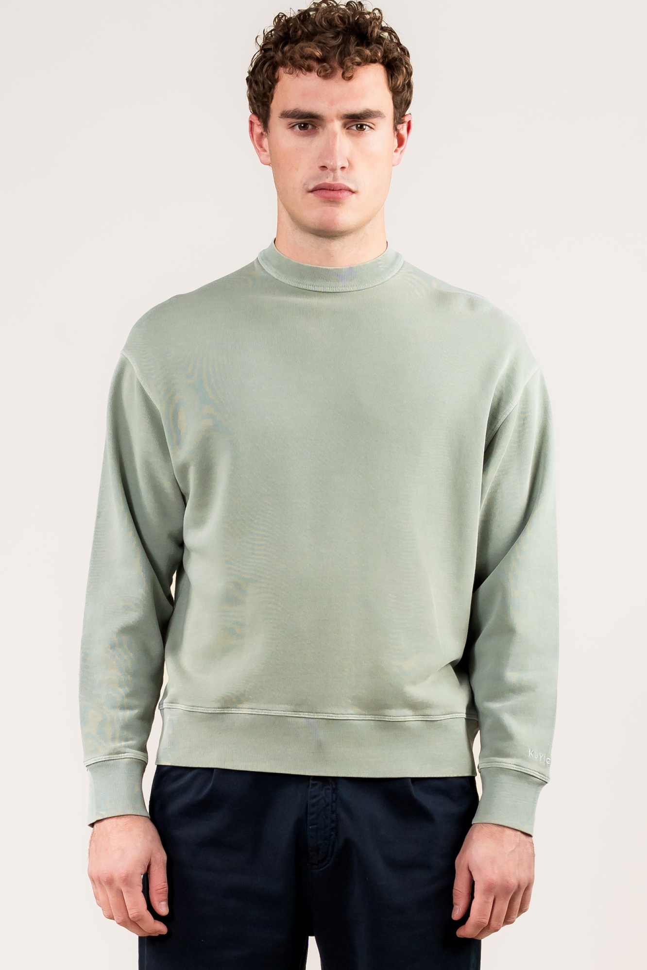 Image of Kuyichi mannen vegan Sweatshirt Jimi Saliegroen