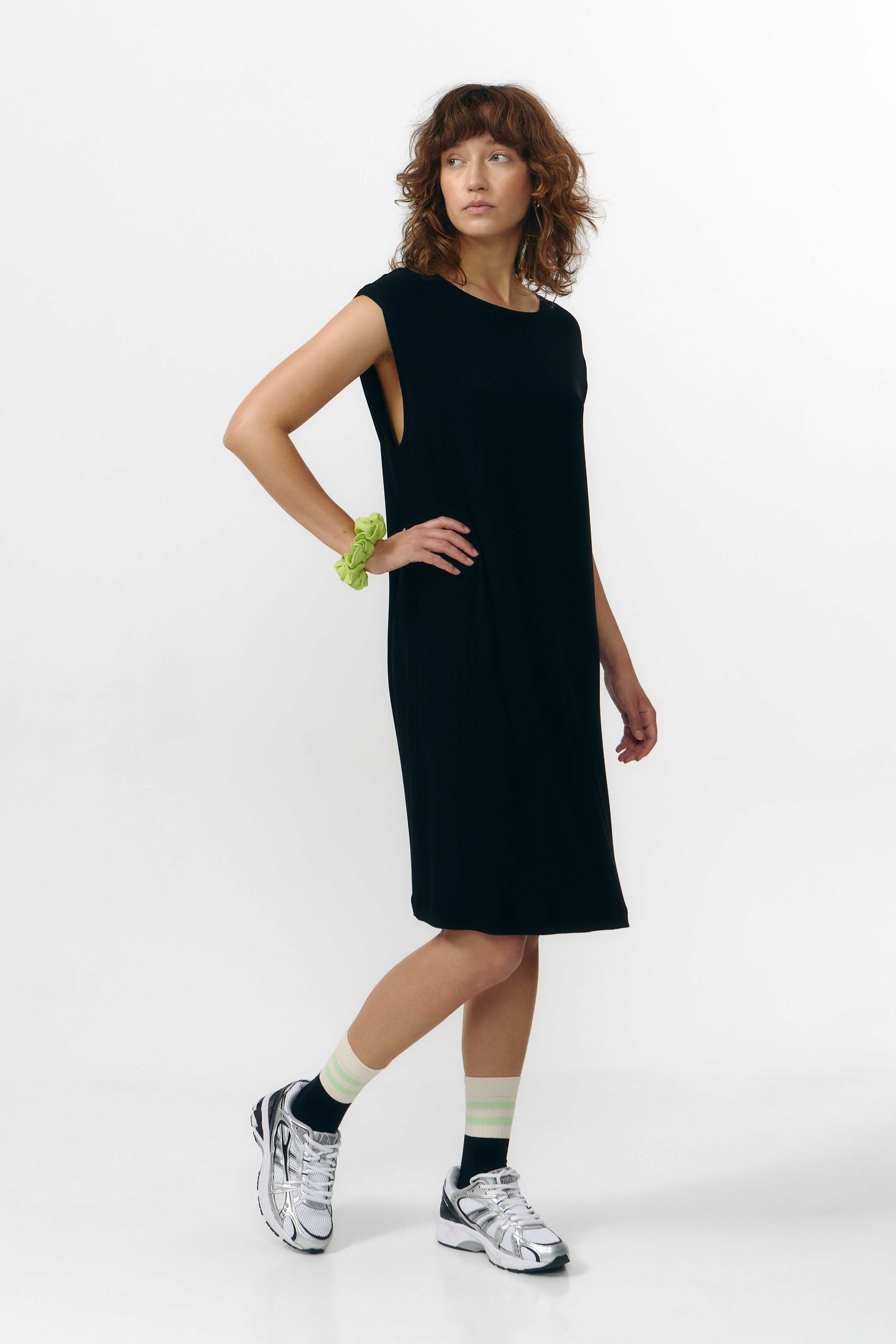 Image of SUITE13LAB dames vegan Jurk Shire Zwart
