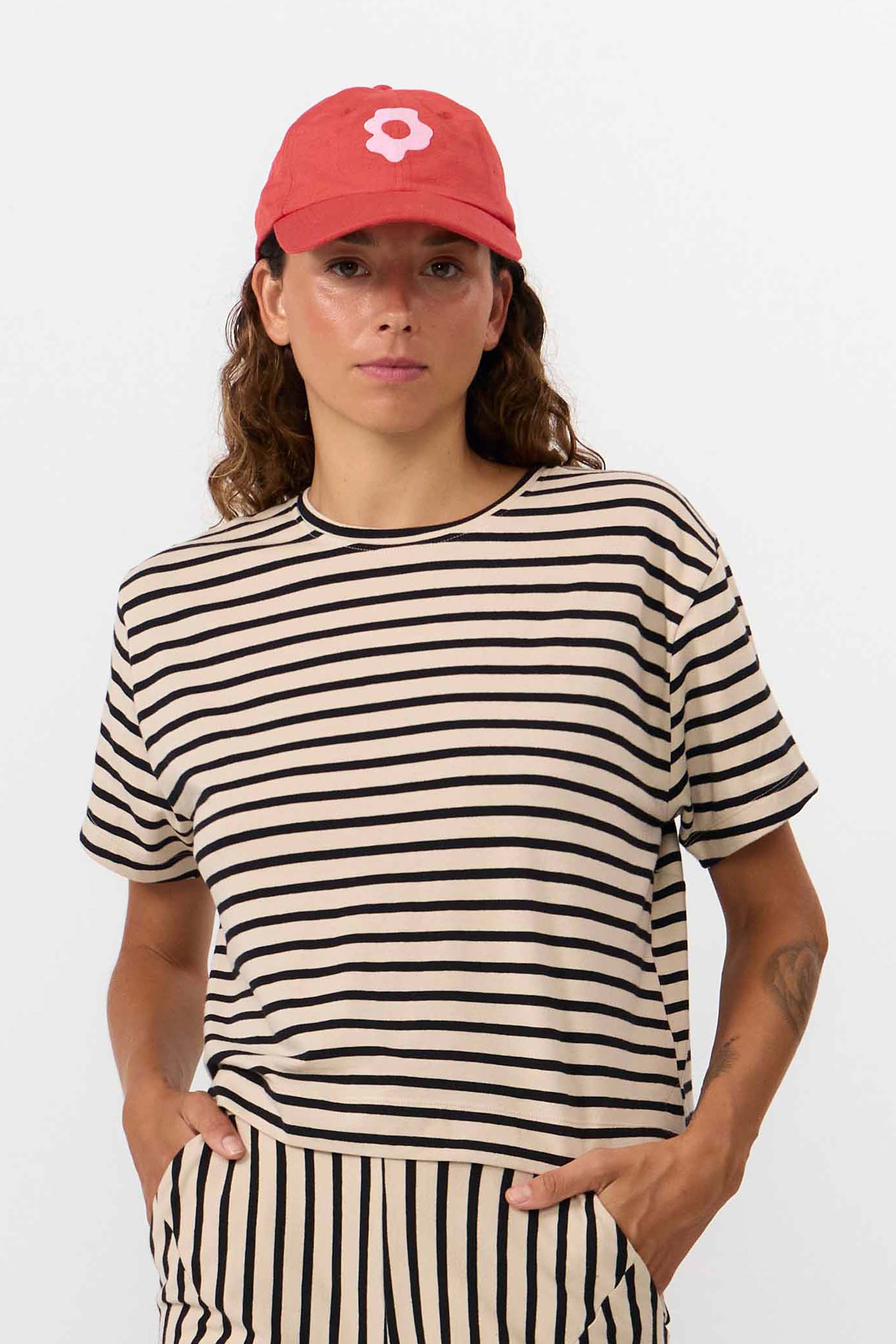 Image of SUITE13LAB dames vegan T-Shirt Isquia Top Stripes Zwart