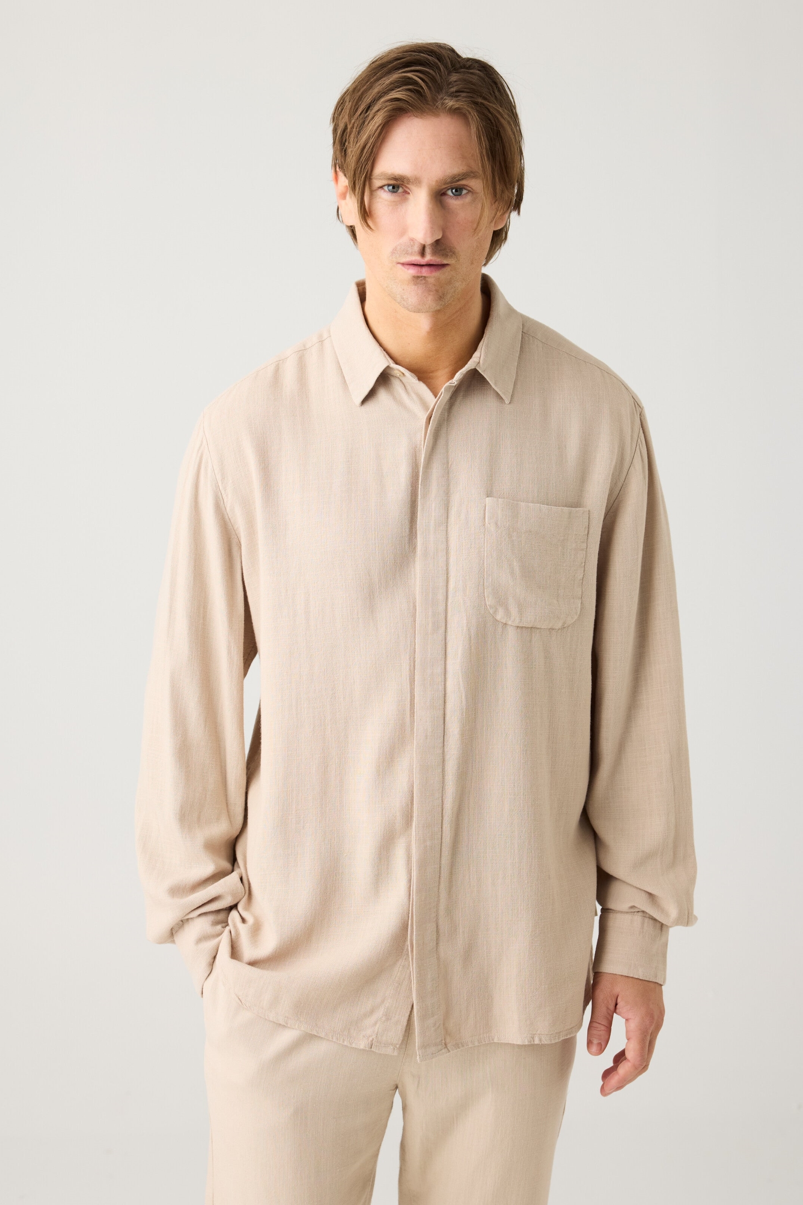 Image of KnowledgeCotton Apparel mannen vegan Overhemd Van Linnenmix, Lichtgrijs