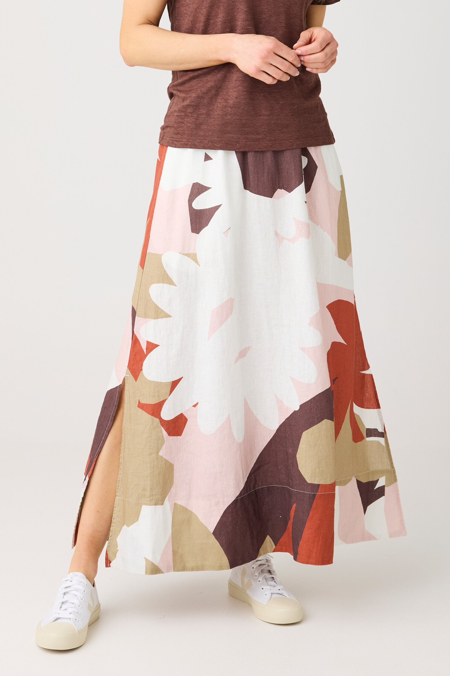 Image of KnowledgeCotton Apparel dames vegan Maxi Rok Van Linnen Met Meerkleurige Print