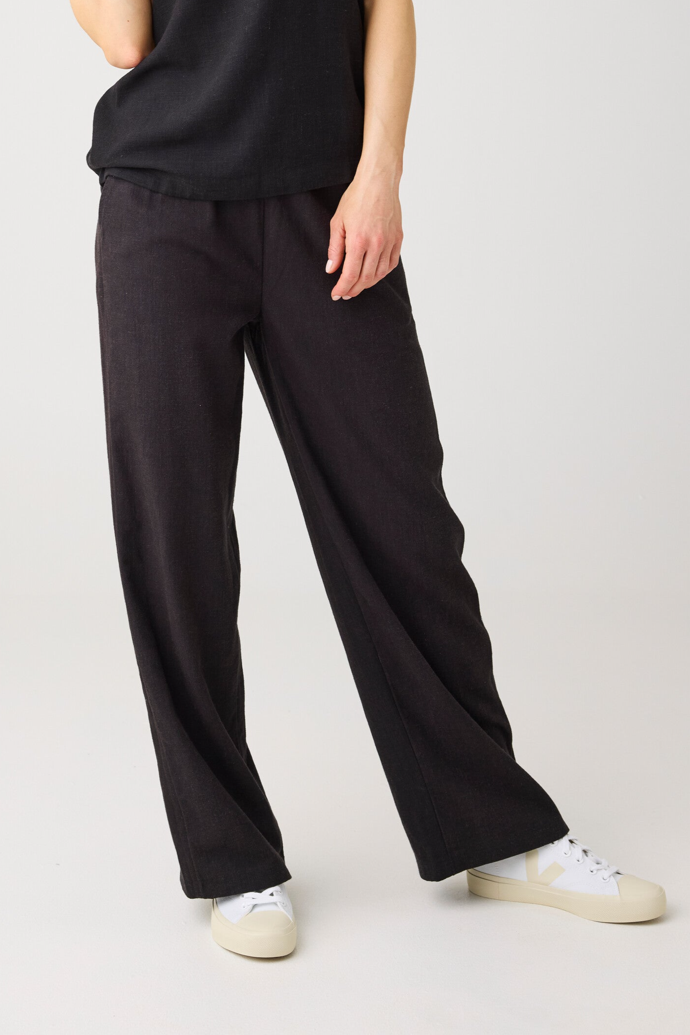 Image of KnowledgeCotton Apparel dames vegan Posey Broek Met Wijde Linnenmix, Zwart Gitzwart