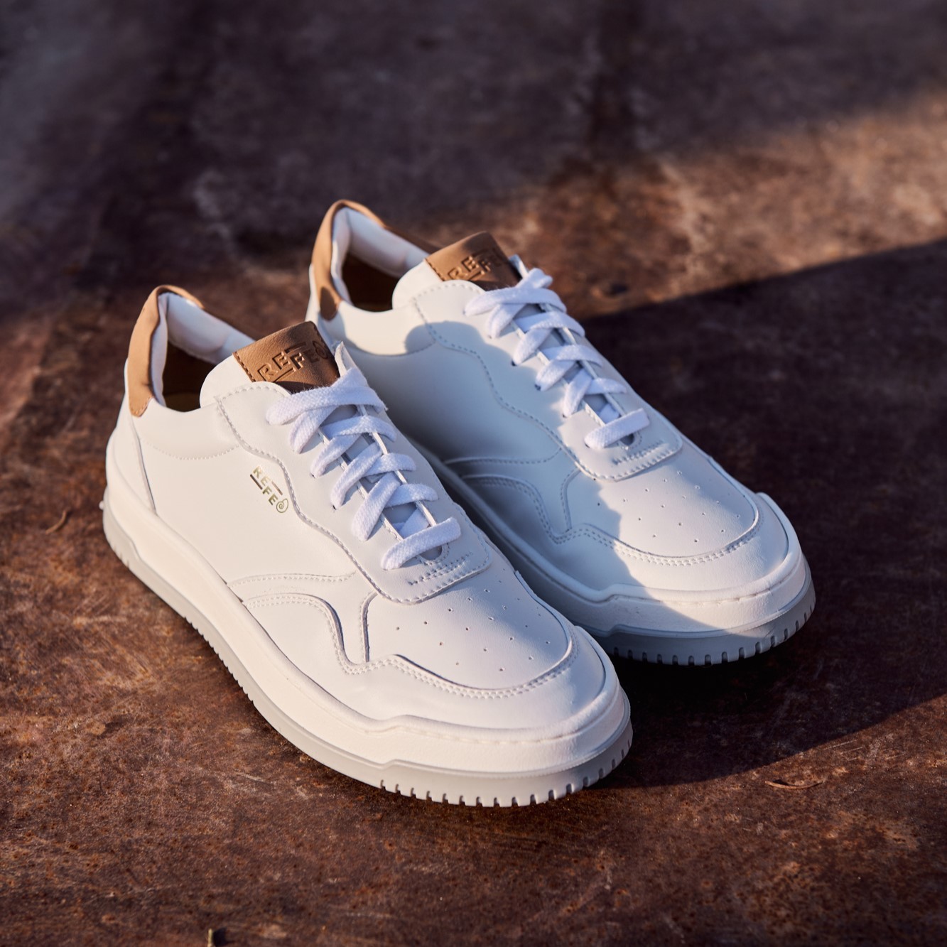 Risorse Future men vegan Sneakers Wave Camel Brown