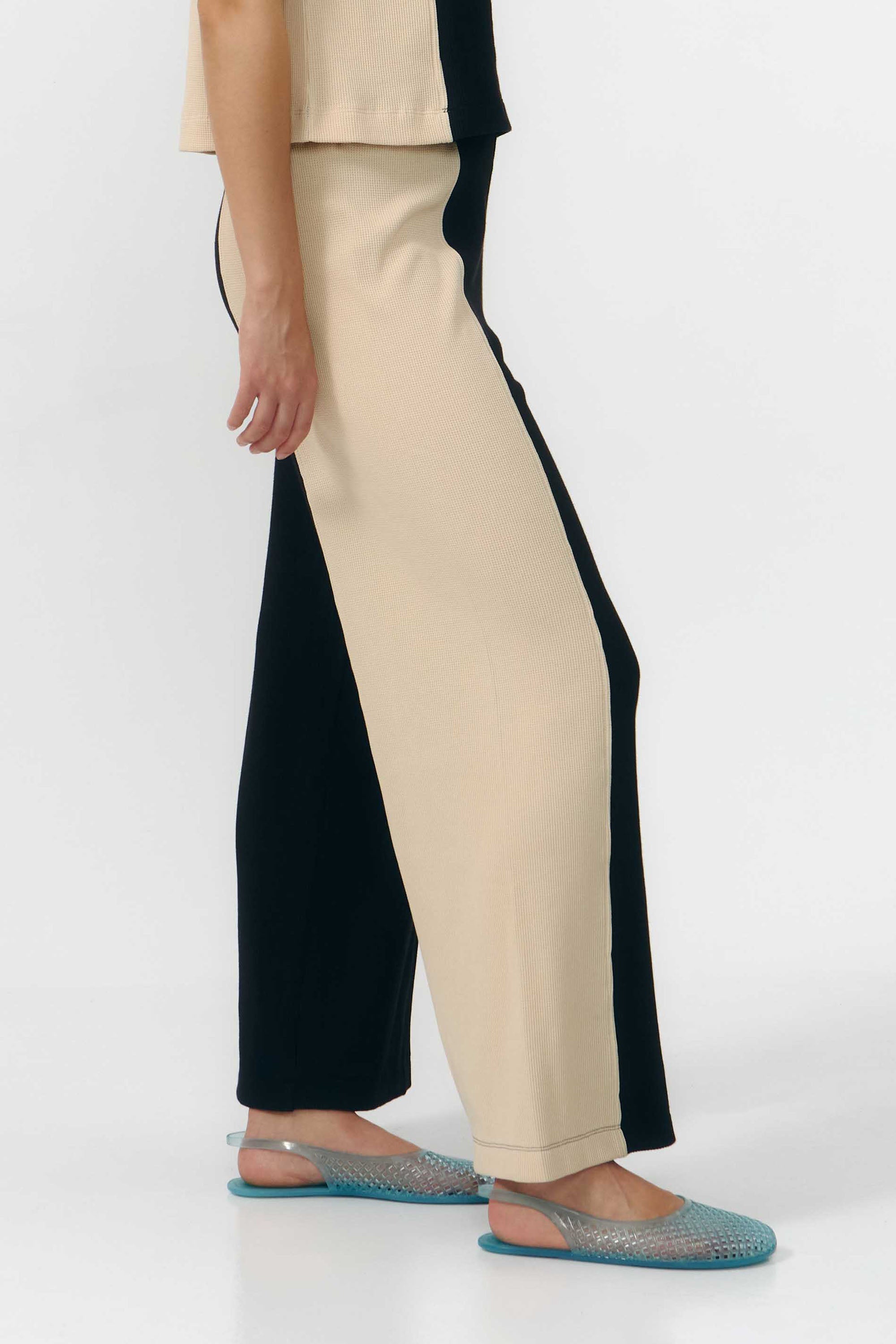 SUITE13LAB Damen vegan Hose Belino Bicolor Schwarz/Beige
