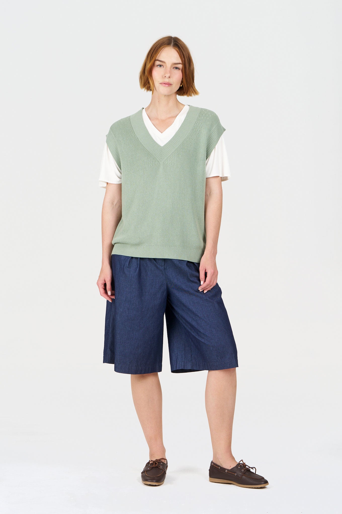 KOMODO womens vegan Vest Sander Sage Green