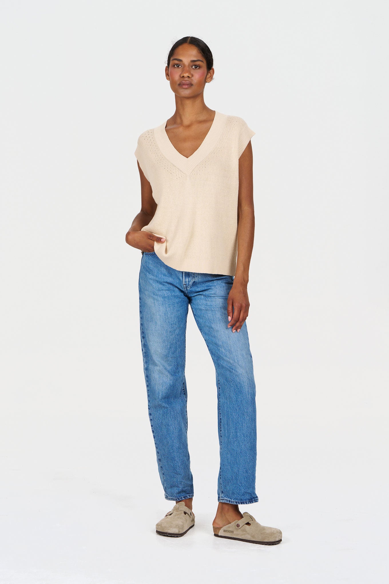 KOMODO womens vegan Vest Sander Sand