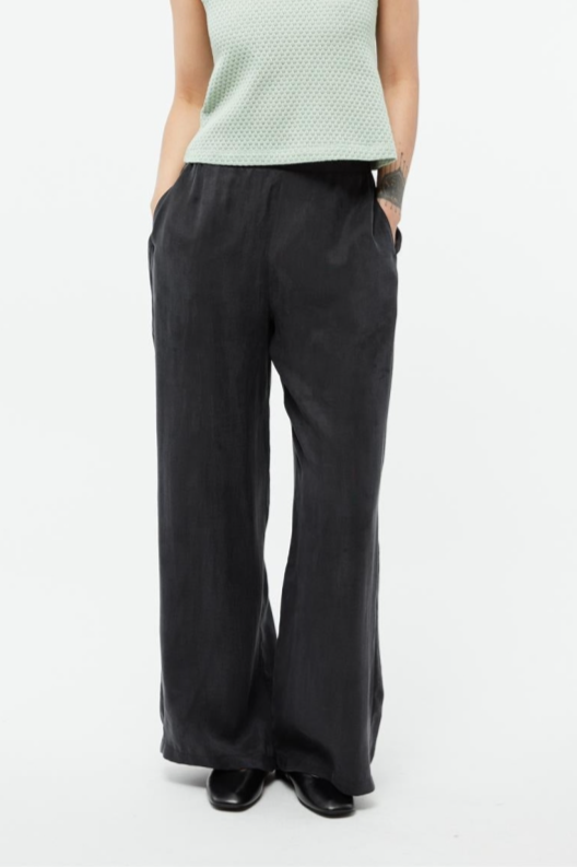 Givn Damen vegan Hose Wide Fit Marla Schwarz