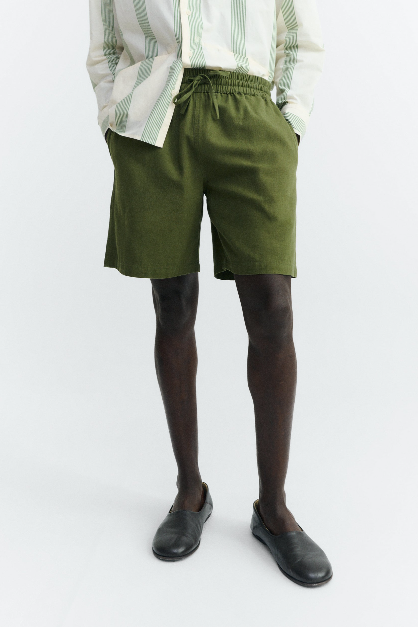 Thinking mu Herren vegan Shorts Bermuda Henry Green