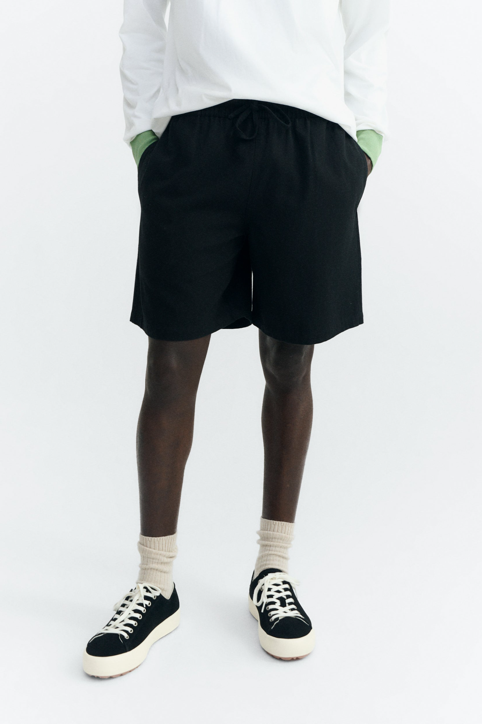 Thinking mu Herren vegan Kurze Bermudas Henry Schwarz