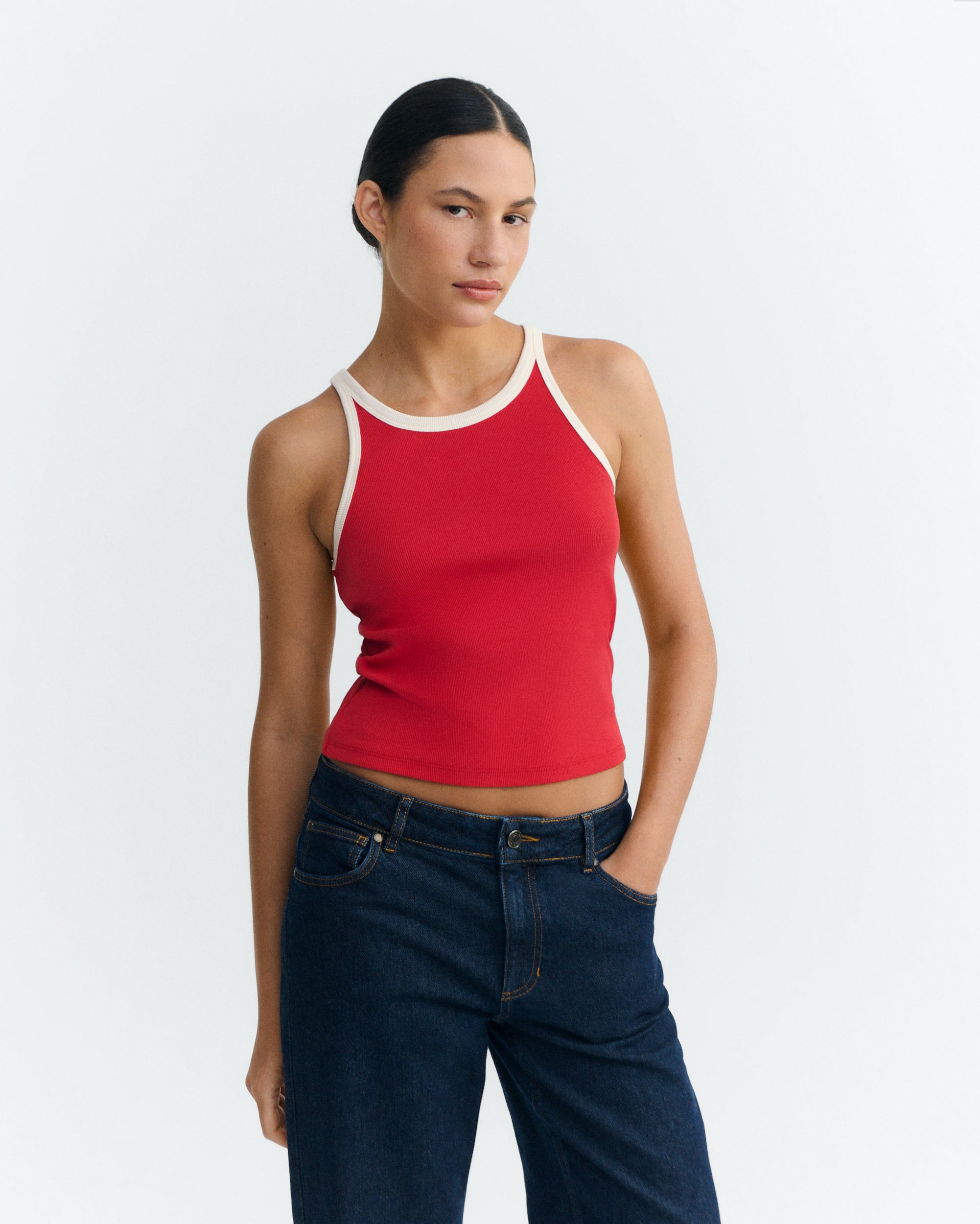 Thinking MU Top Harriet In Rood Met Wit Contrast