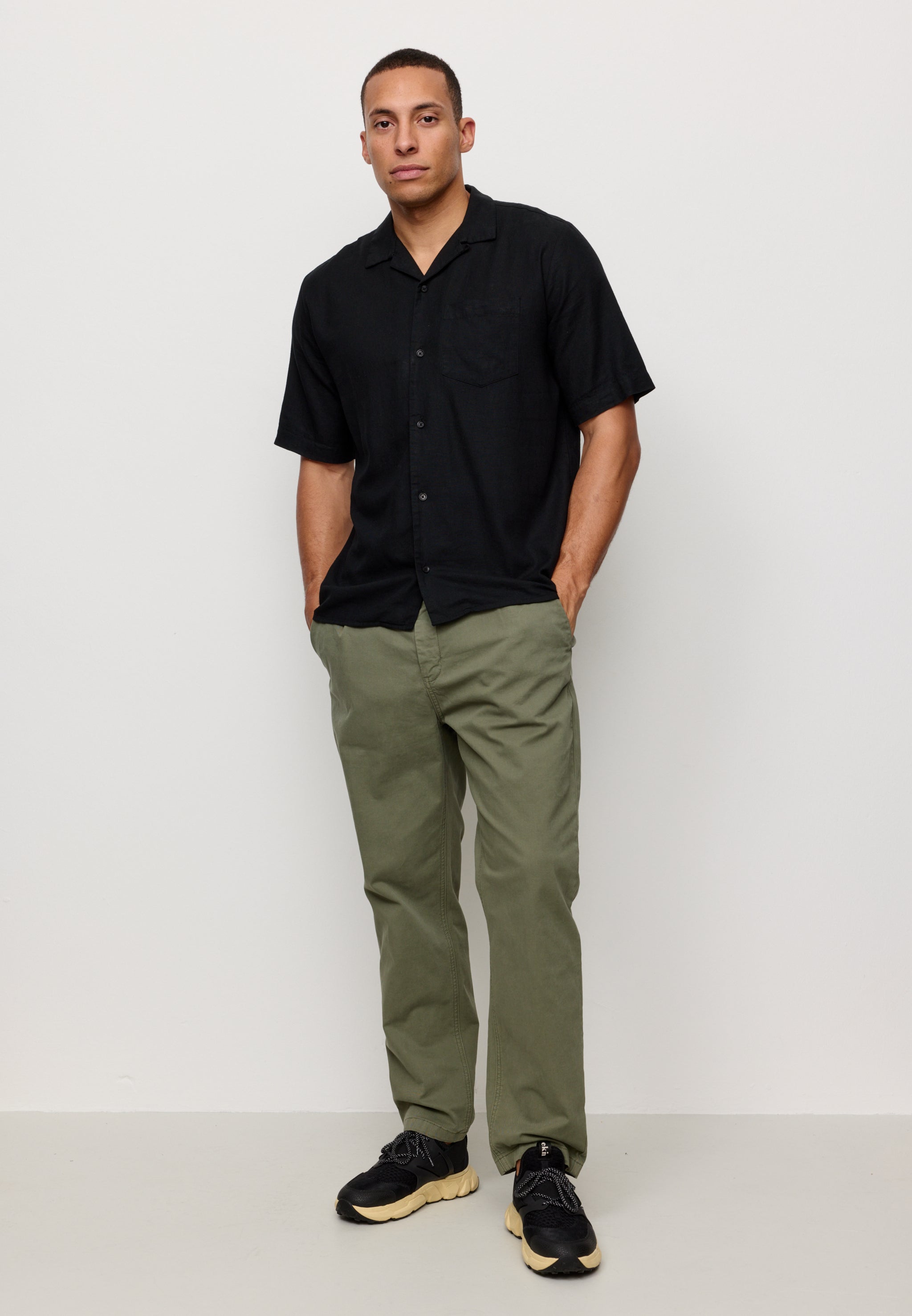 Recolution men vegan Shirt Cactus Black