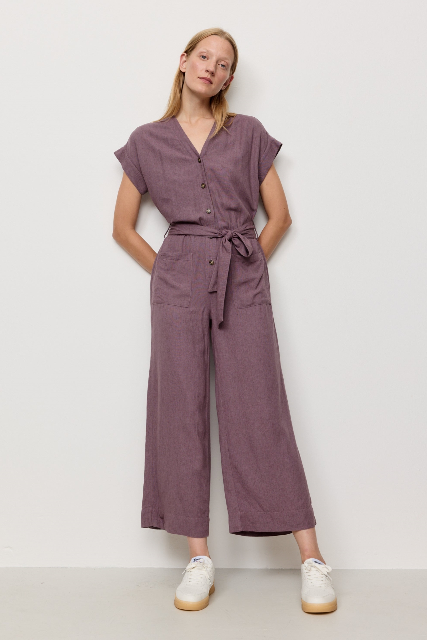 Recolution Damen vegan Jumpsuit Dianella Mystic Grape