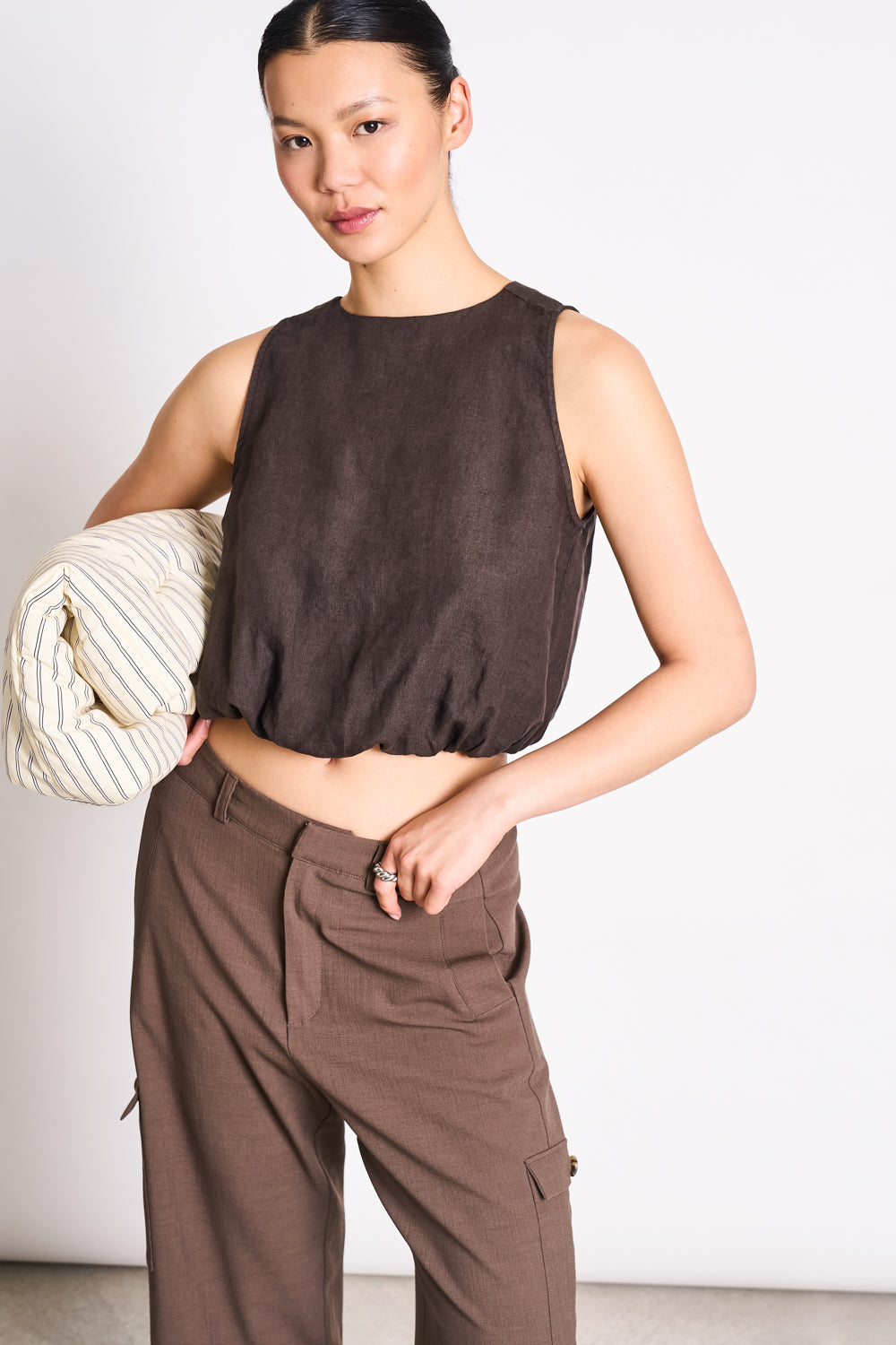 JAN N JUNE JAN 'N JUNE Damen vegan Cropped Top Lupin Schlammbraun