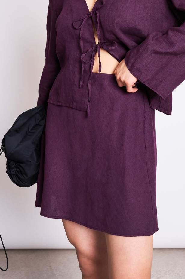 Image of JAN 'N JUNE dames vegan Minirok Cercis Cherry Lacquer