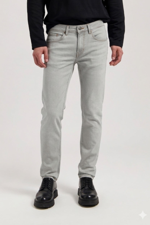 MUD Jeans Herren vegan Jeans Dunn Low Tapered Faded Grau