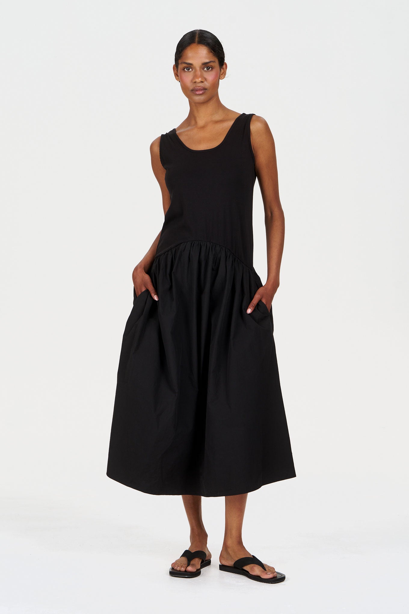 KOMODO Damen vegan Kleid Neema Schwarz