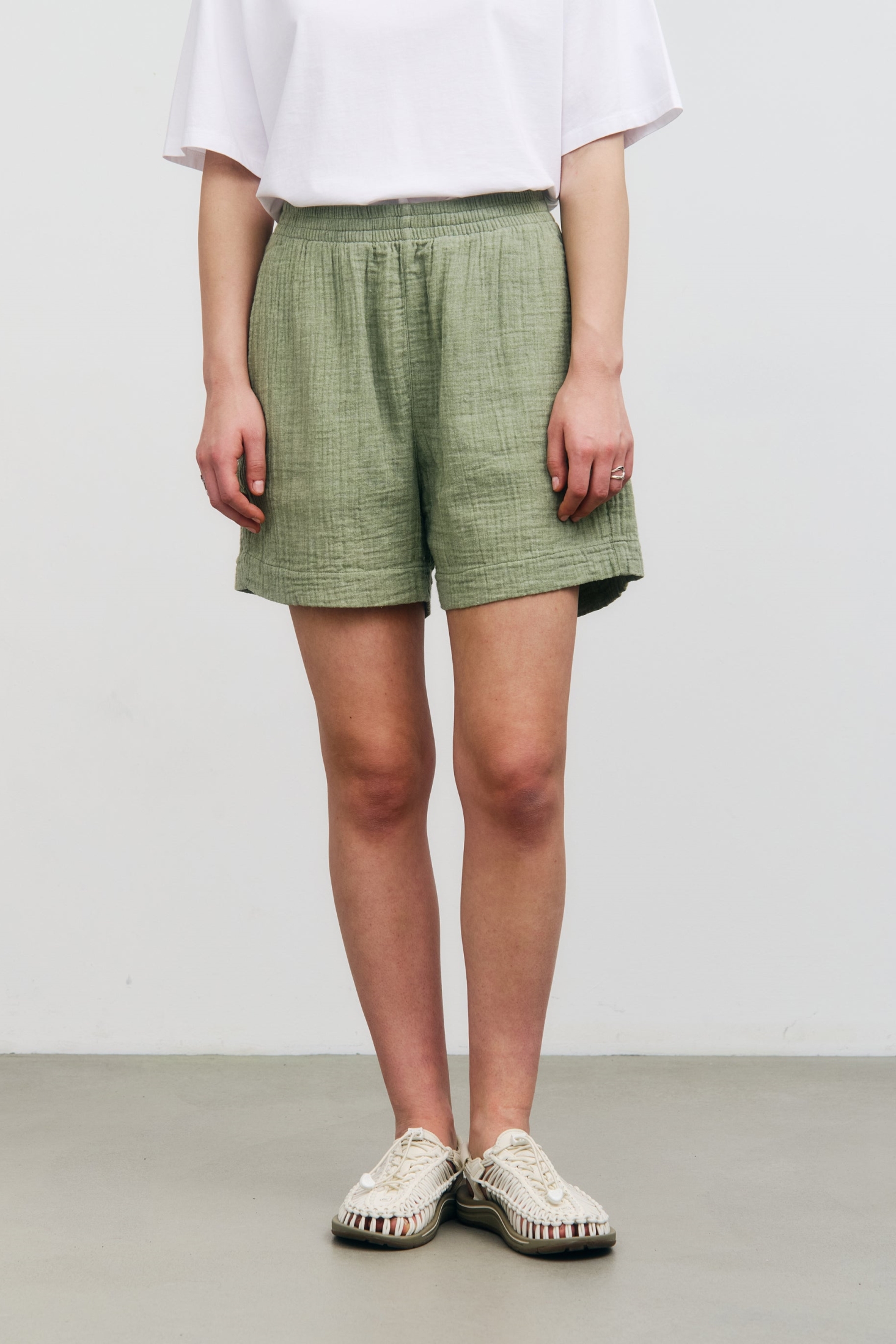 Rotholz Damen vegan Shorts Muslin Green Mist