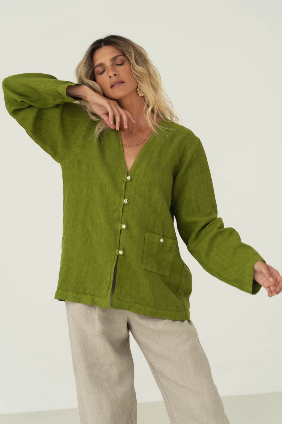 Image of Näz dames vegan Shirt Emilia Groen