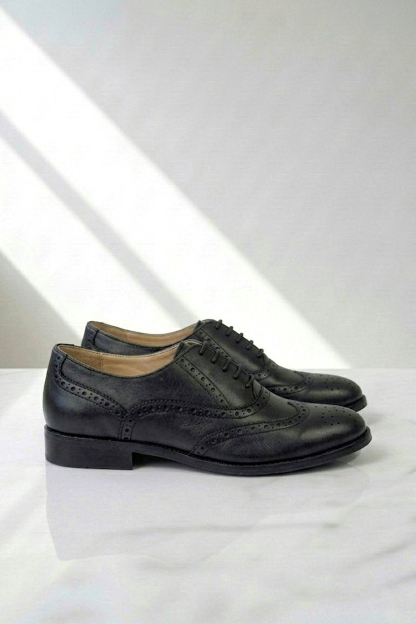 Image of Will's Vegan Store dames vegan Damesbrogues Met Wijde Pasvorm Oxford-Model, Zwart