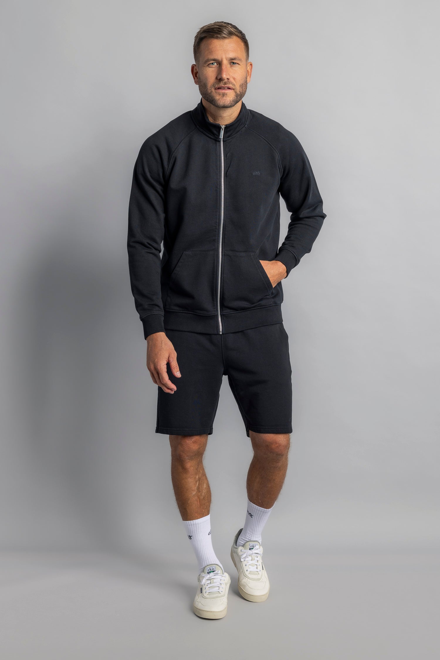 DIRTS men vegan Sweatshorts Black