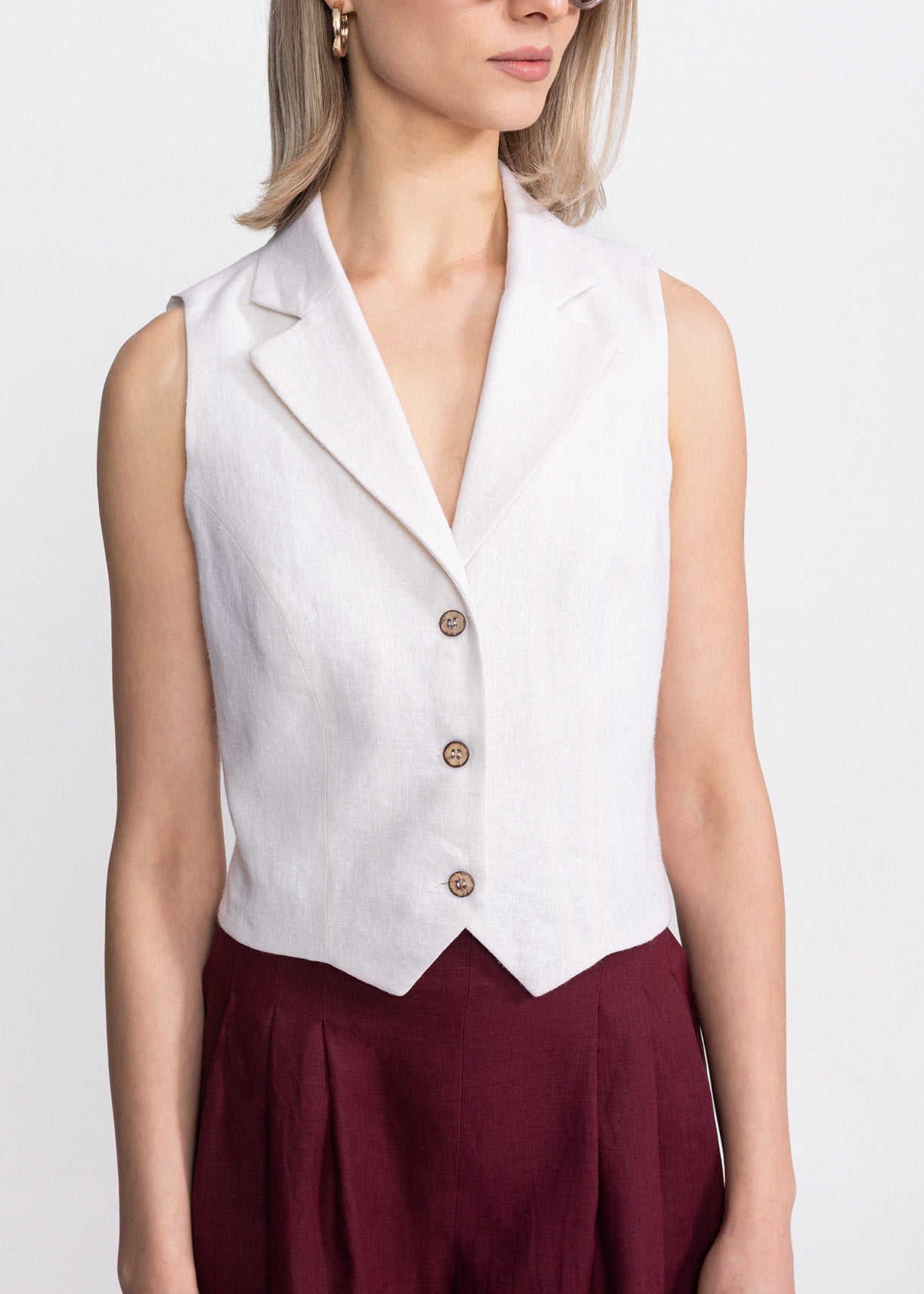 De IONESCU womens vegan Waistcoat Snagov Off White