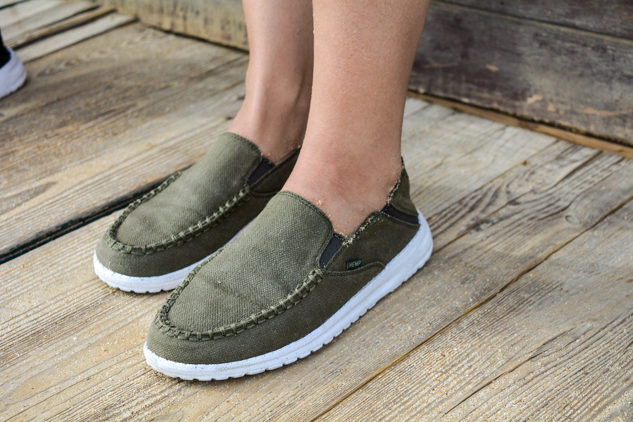 8000kicks EU men vegan Shoes Slip On Sunslide Dark Green
