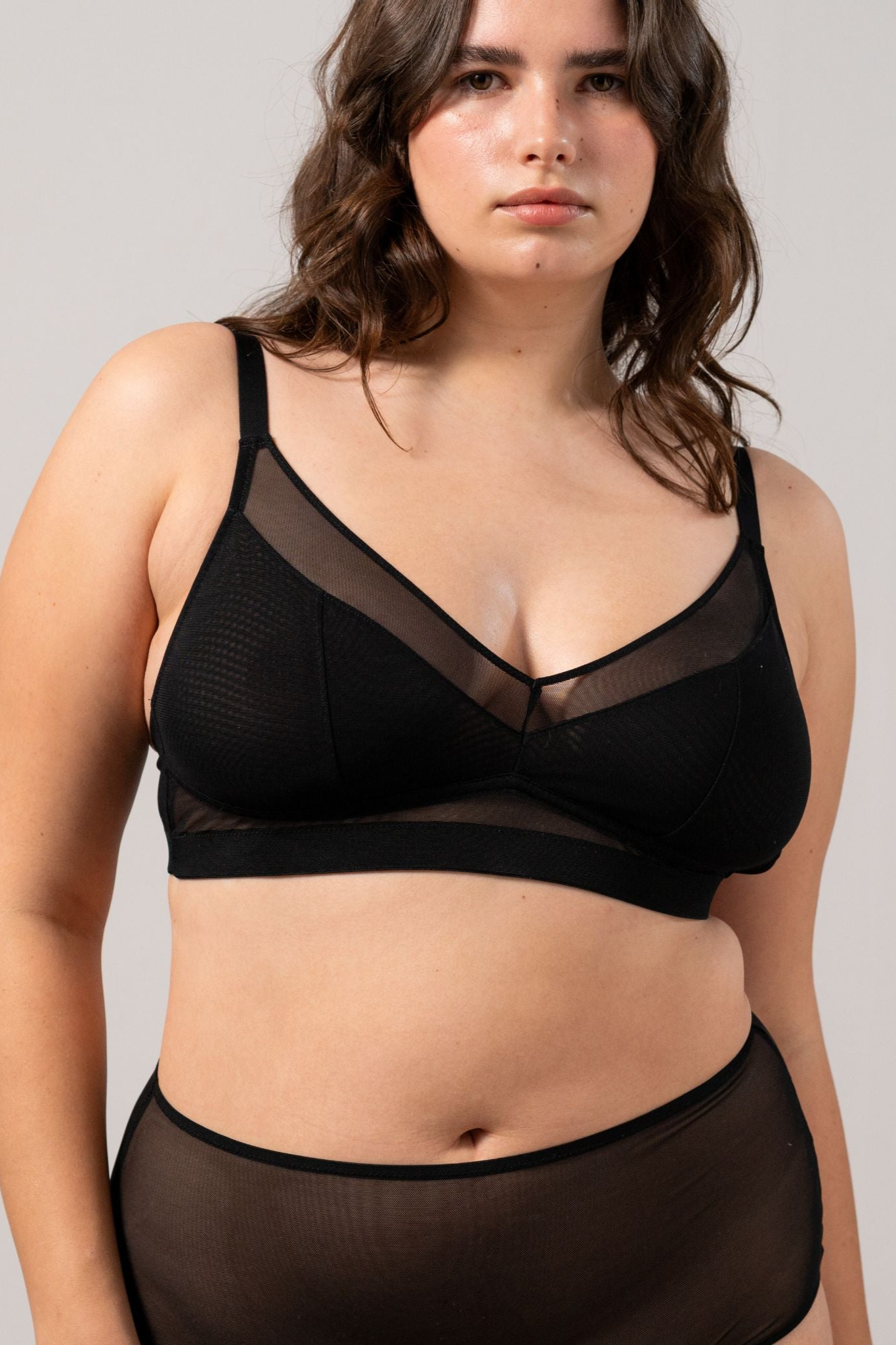Image of Understatement dames vegan Bh Mesh Ondersteuning Plus Zwart