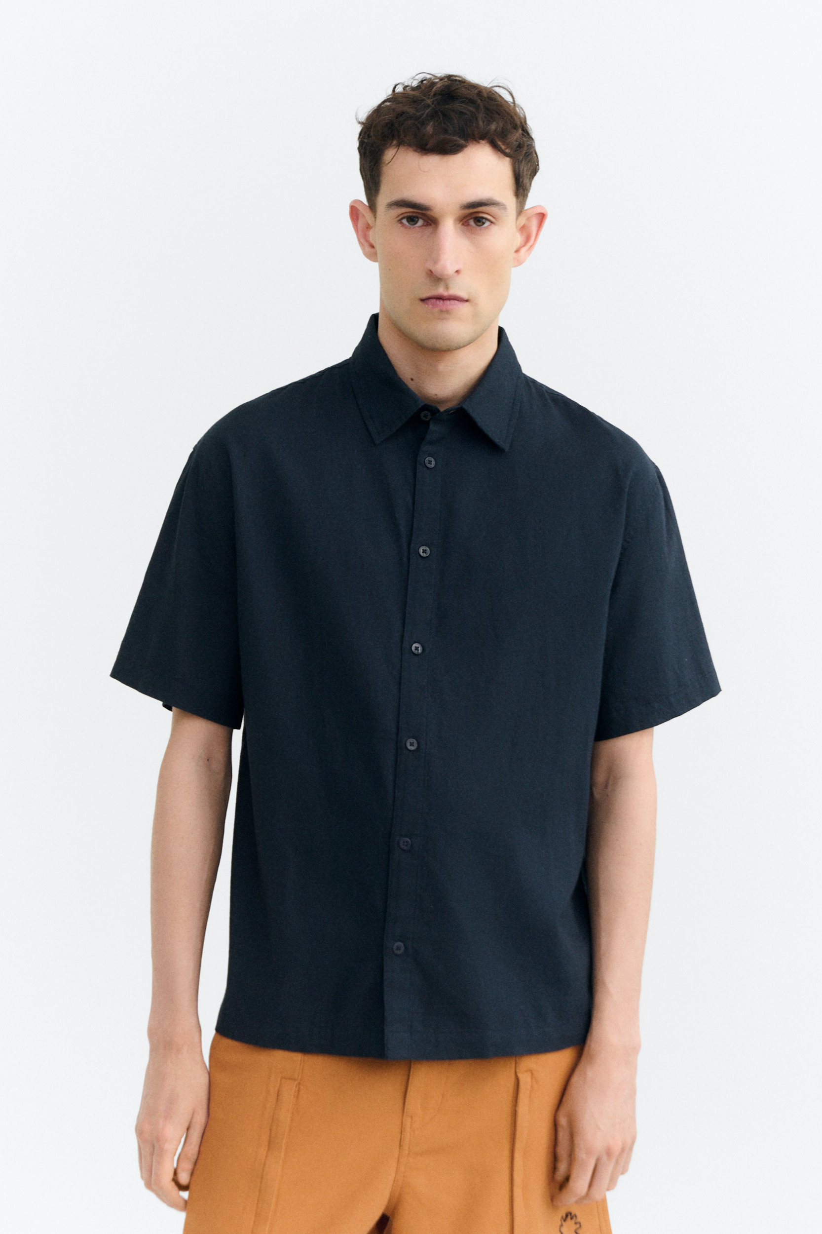 Thinking mu Herren vegan Hemd Oversized Handbestickter Fisch Kurtis Navy