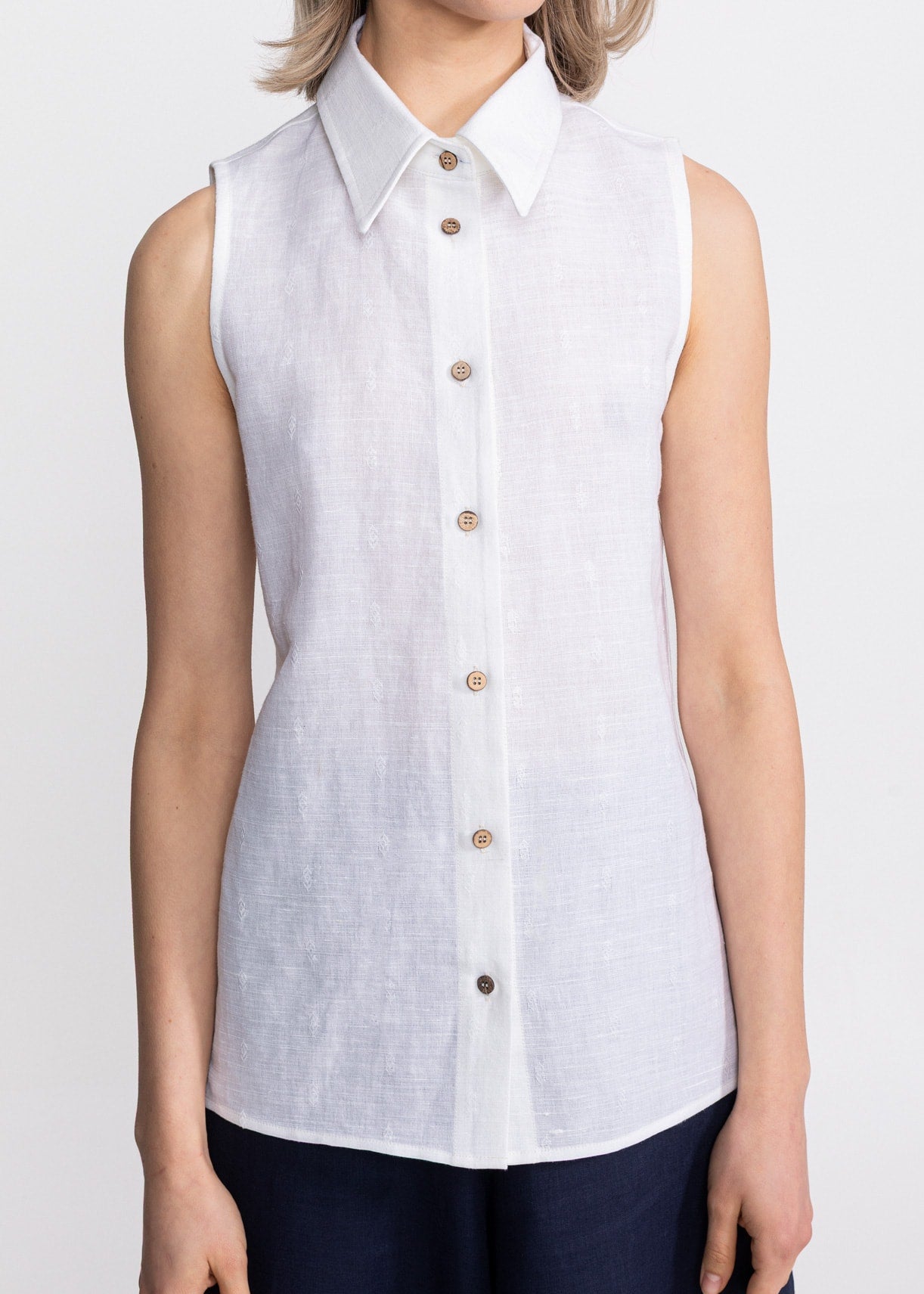 De IONESCU womens vegan Shirt Sleeveless Bârsana White