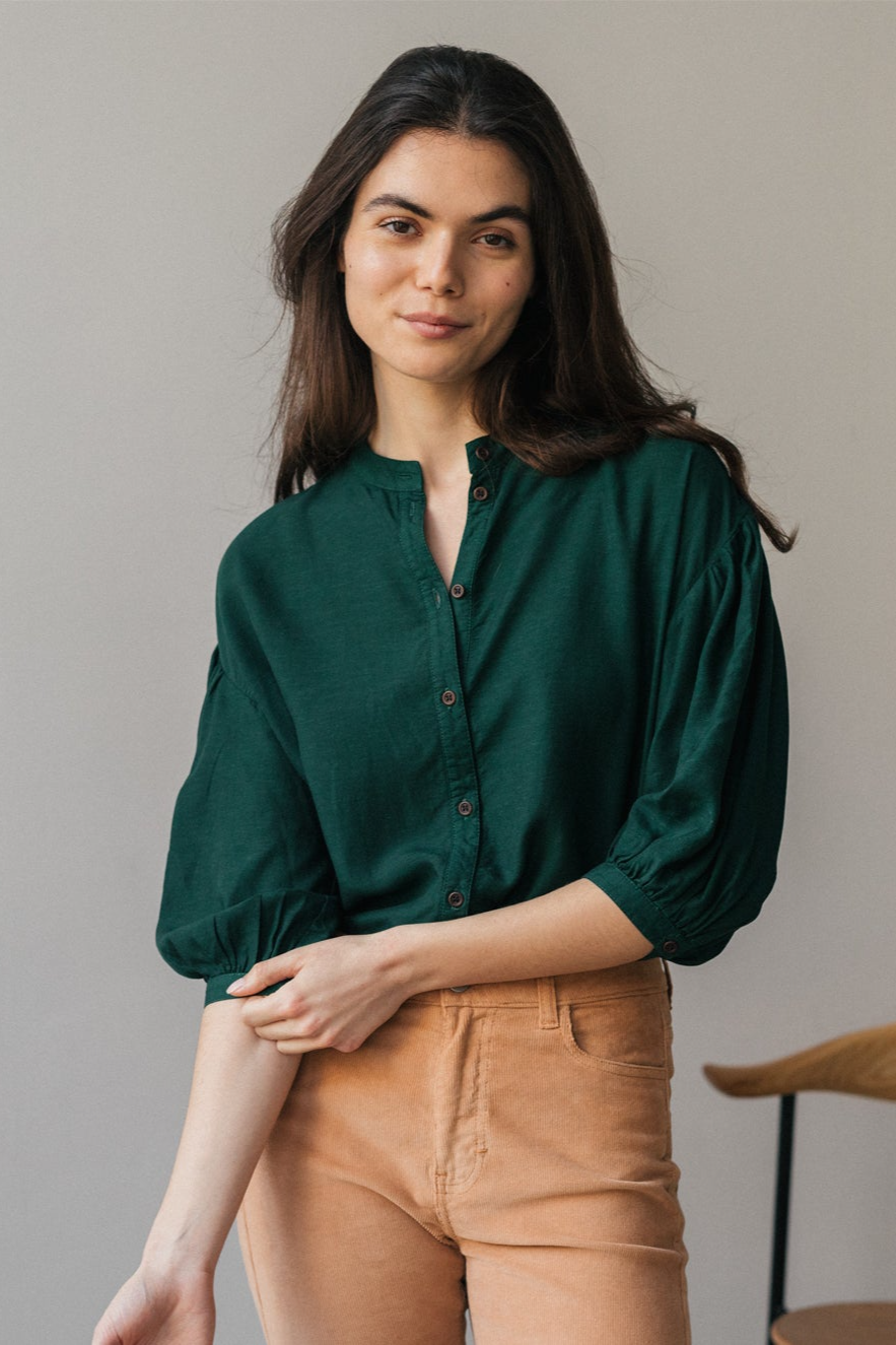 TWOTHIRDS womens vegan Shirt Gabriela Trekking Green
