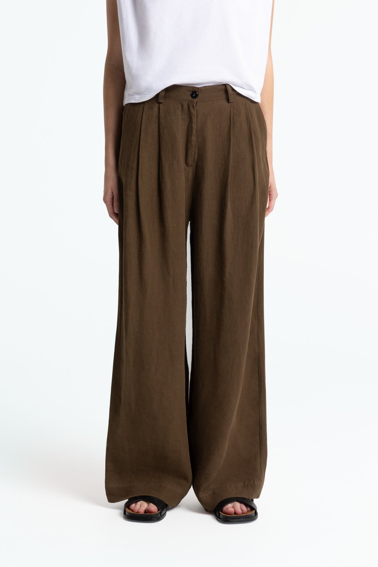 Kings Of Indigo Damen vegan Hosen Larena Karaffe