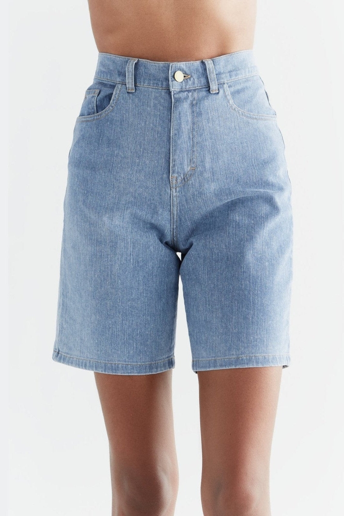 Evermind womens vegan Denim Shorts Light Slate Blue
