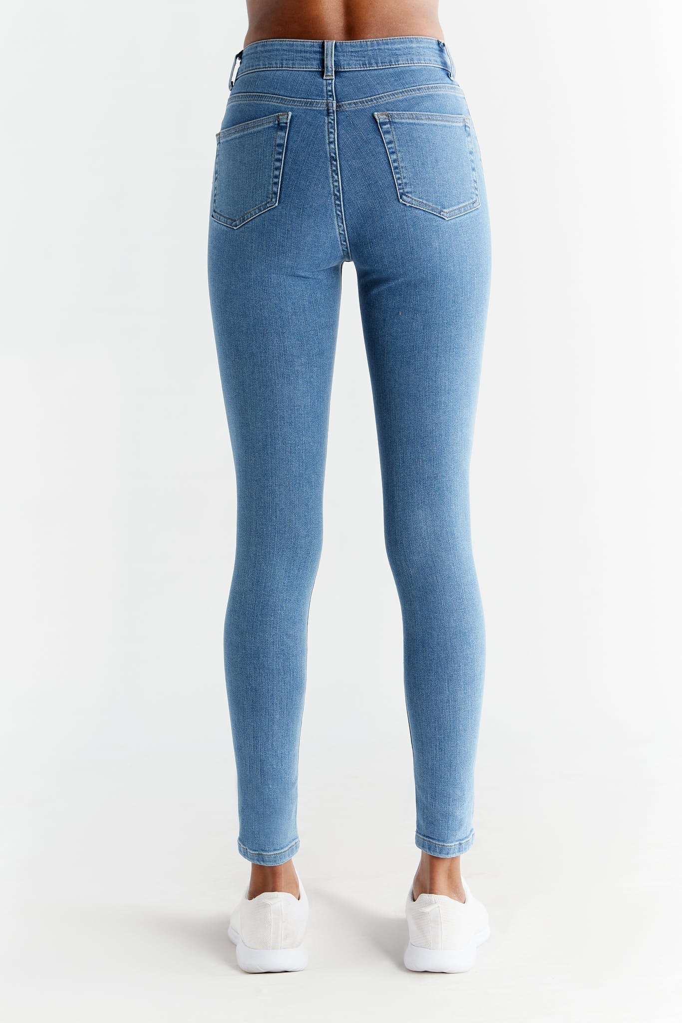 Evermind womens vegan Jeans Skinny Fit Day Sky Blue