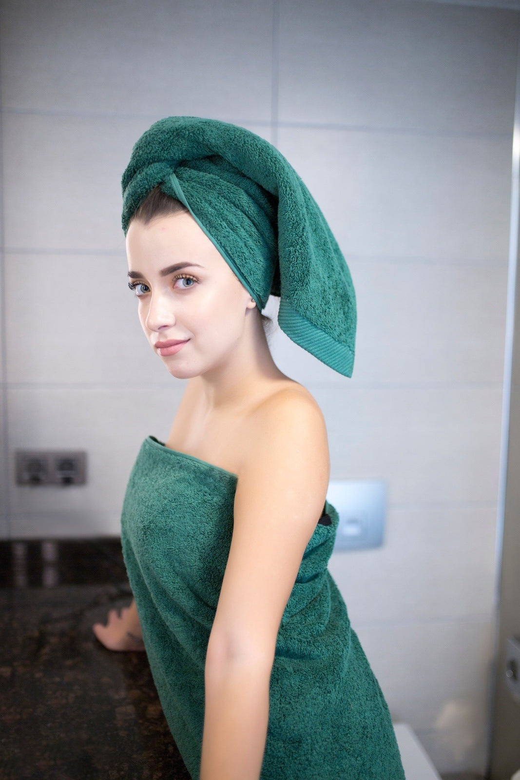 EO Home unisex vegan Towel Forest Green