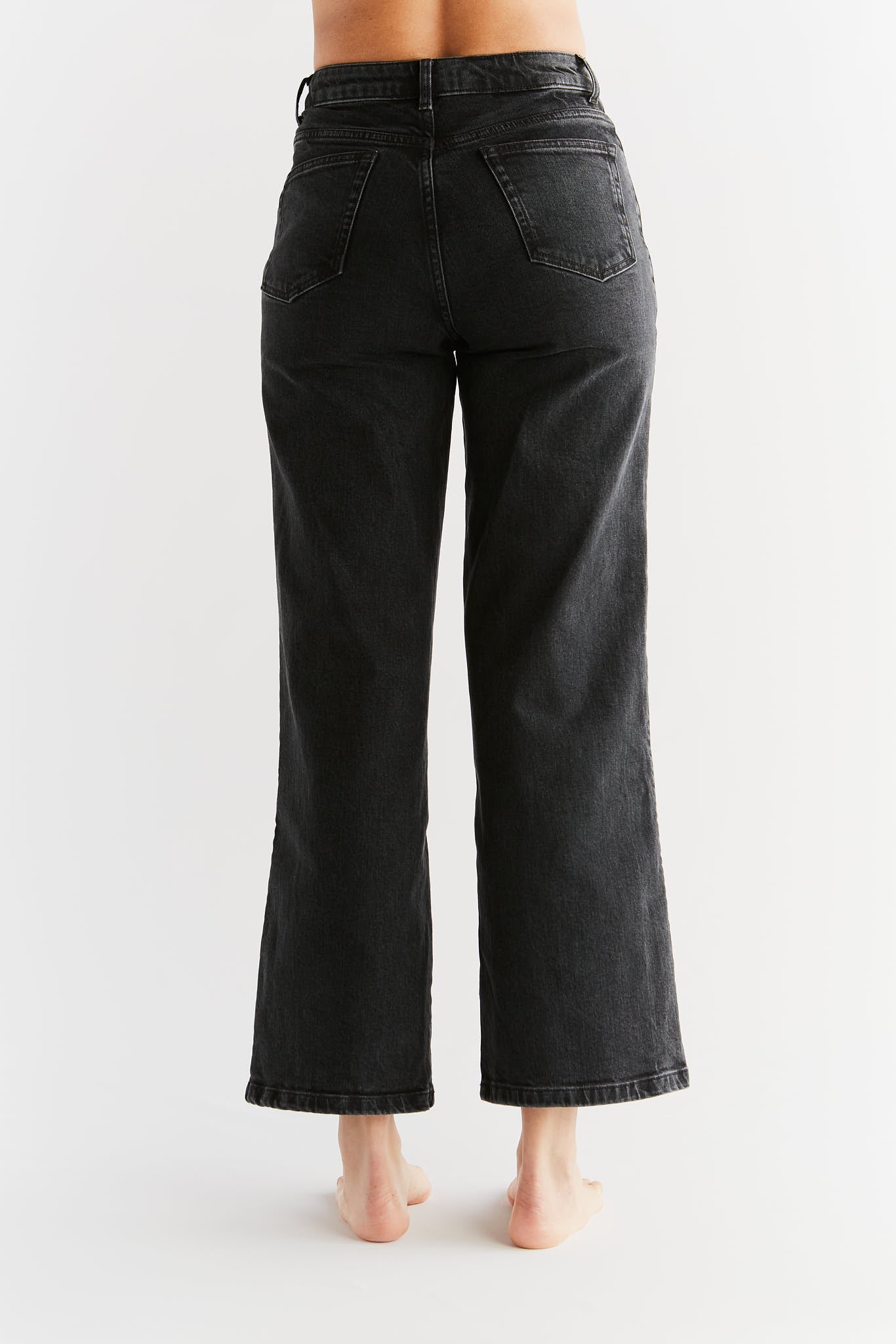 Evermind womens vegan Jeans Wide Leg Carbon Gray