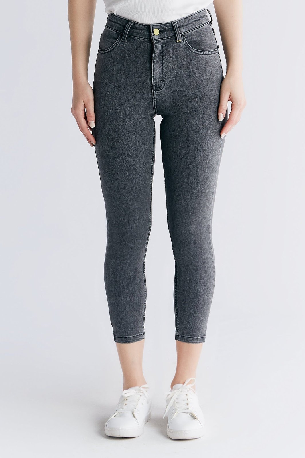 Evermind womens vegan Jeans Short Leg Skinny Iron Gray