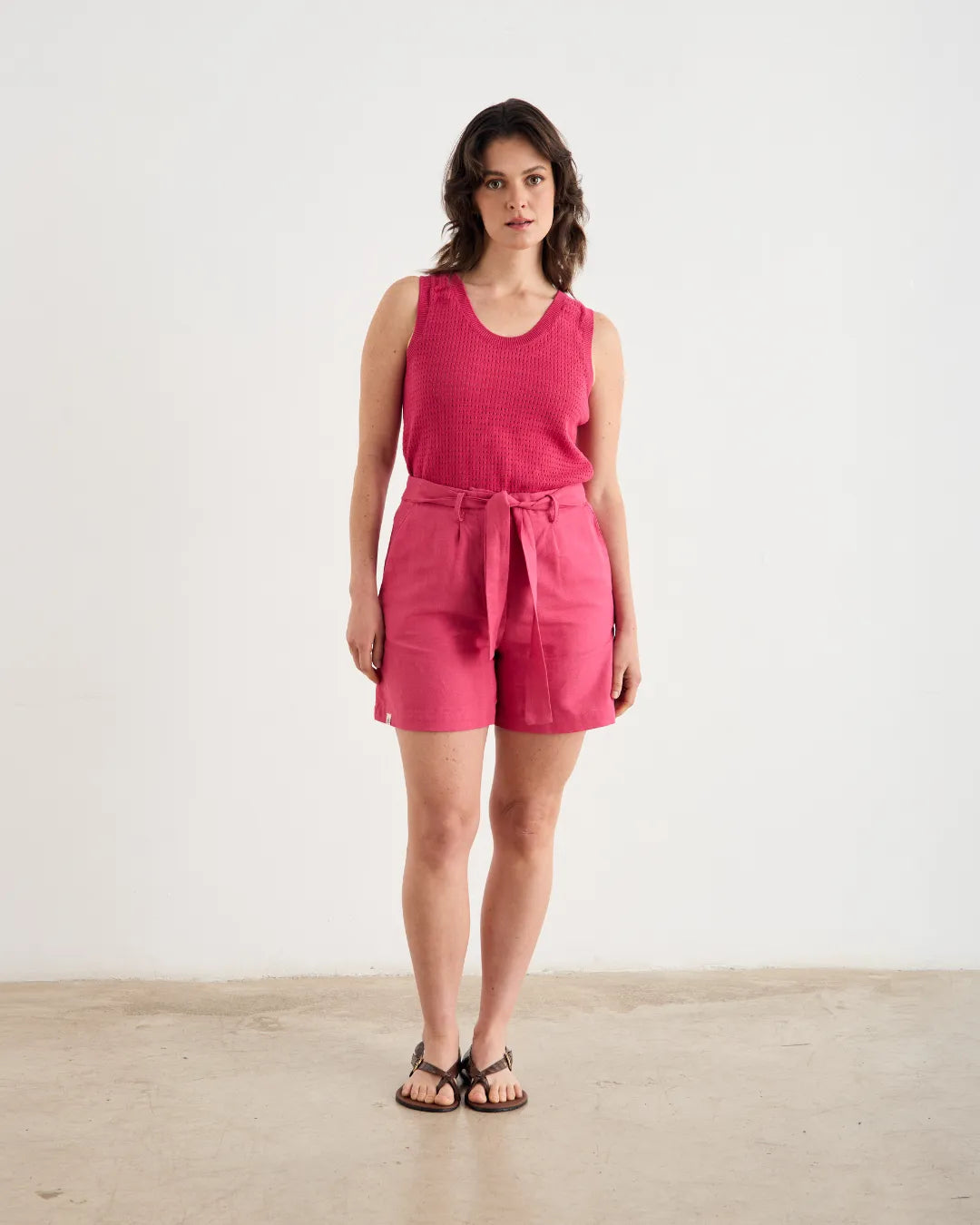 Clotsy womens vegan Shorts Bermuda Cala Fuchsia