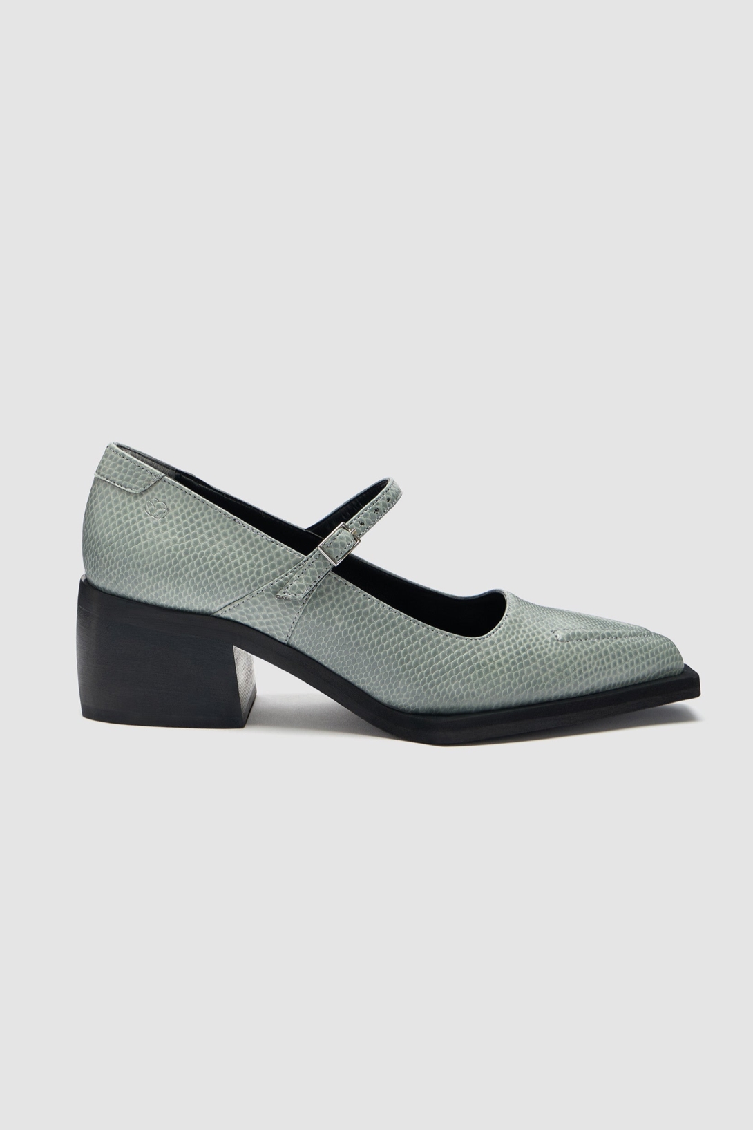 Prev womens vegan Shoes Julia Ash