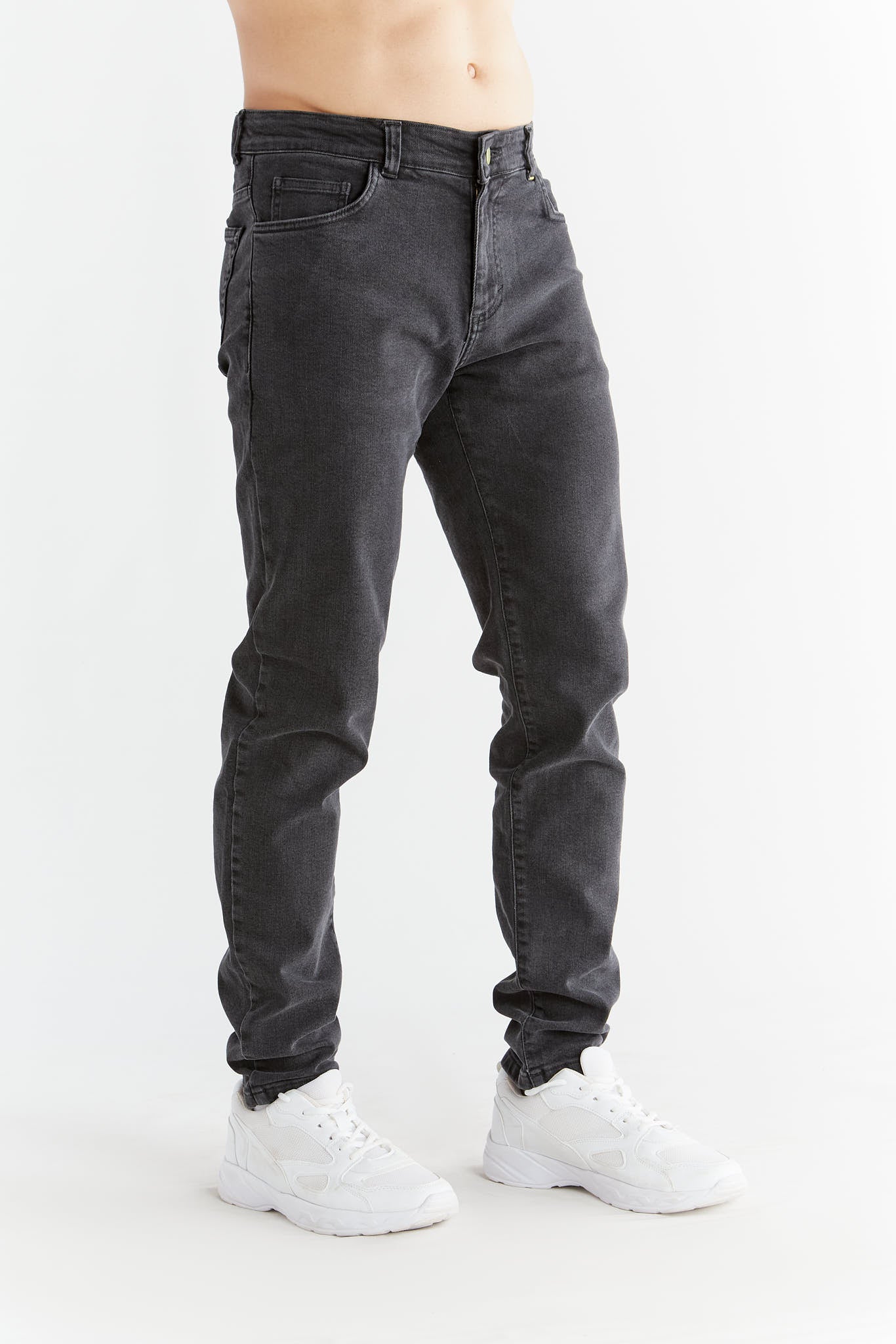 Evermind men vegan Jeans Stretch Slim Carbon Gray