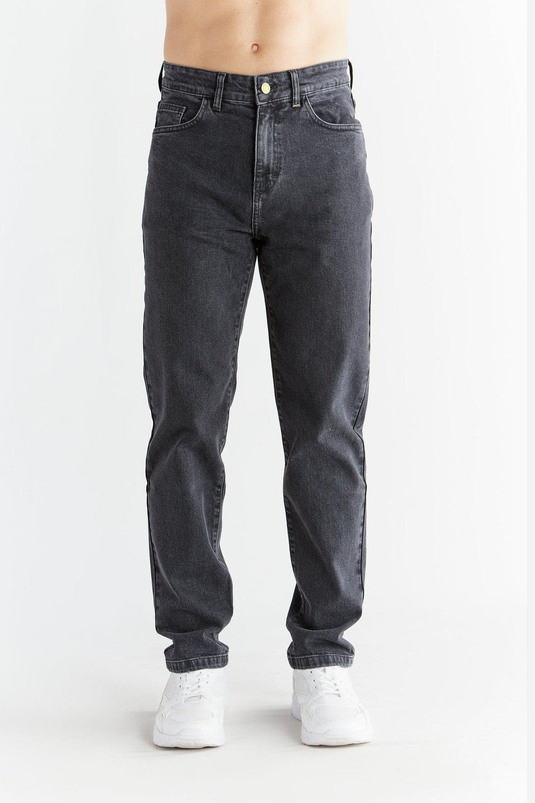 Evermind Herren vegan Jeans Regular Fit Karbongrau